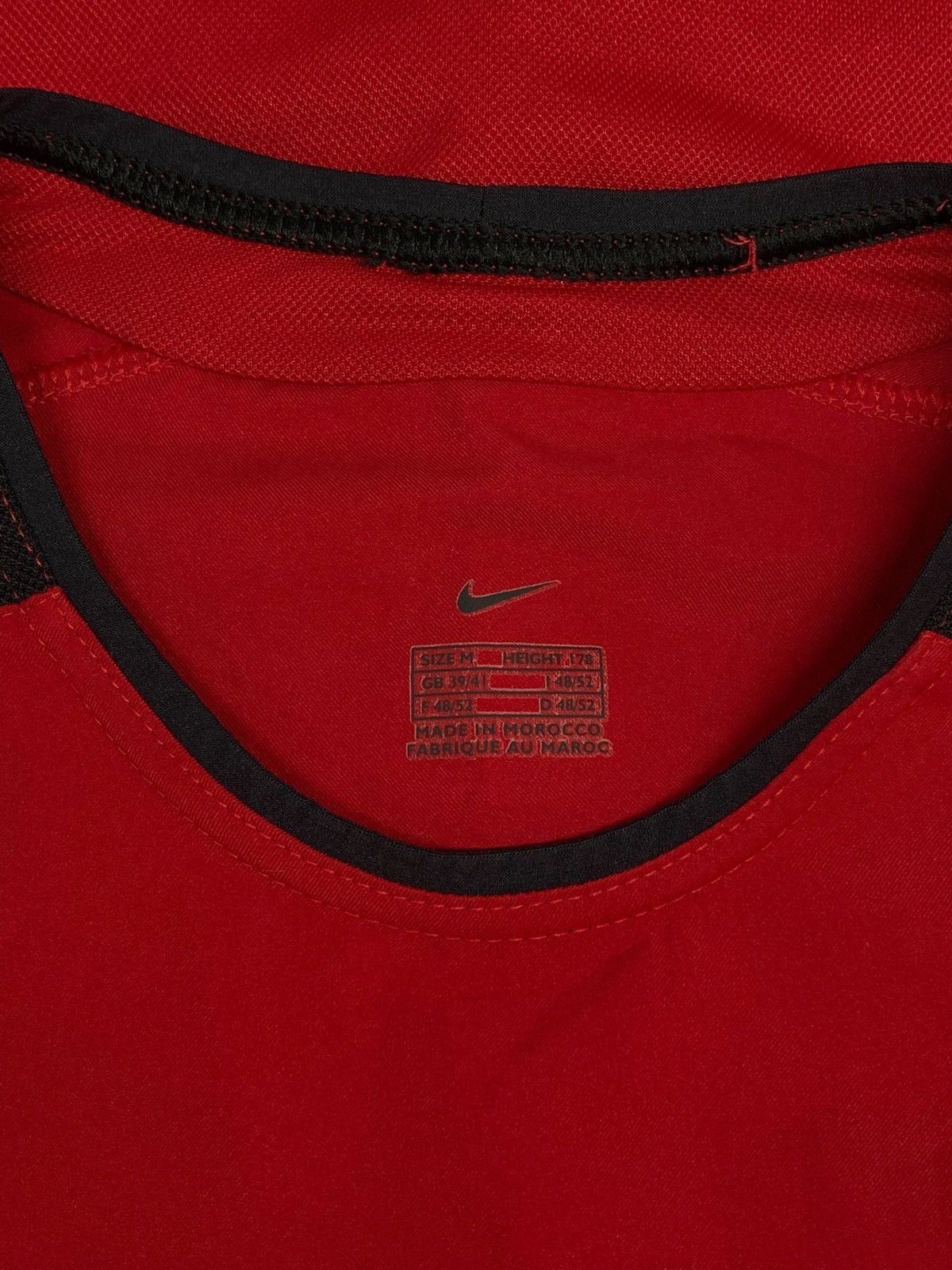 Nike Vintage Nike Manchester United 2004 Vodafone Soccer Jersey Size US M / EU 48-50 / 2 - 14 Thumbnail