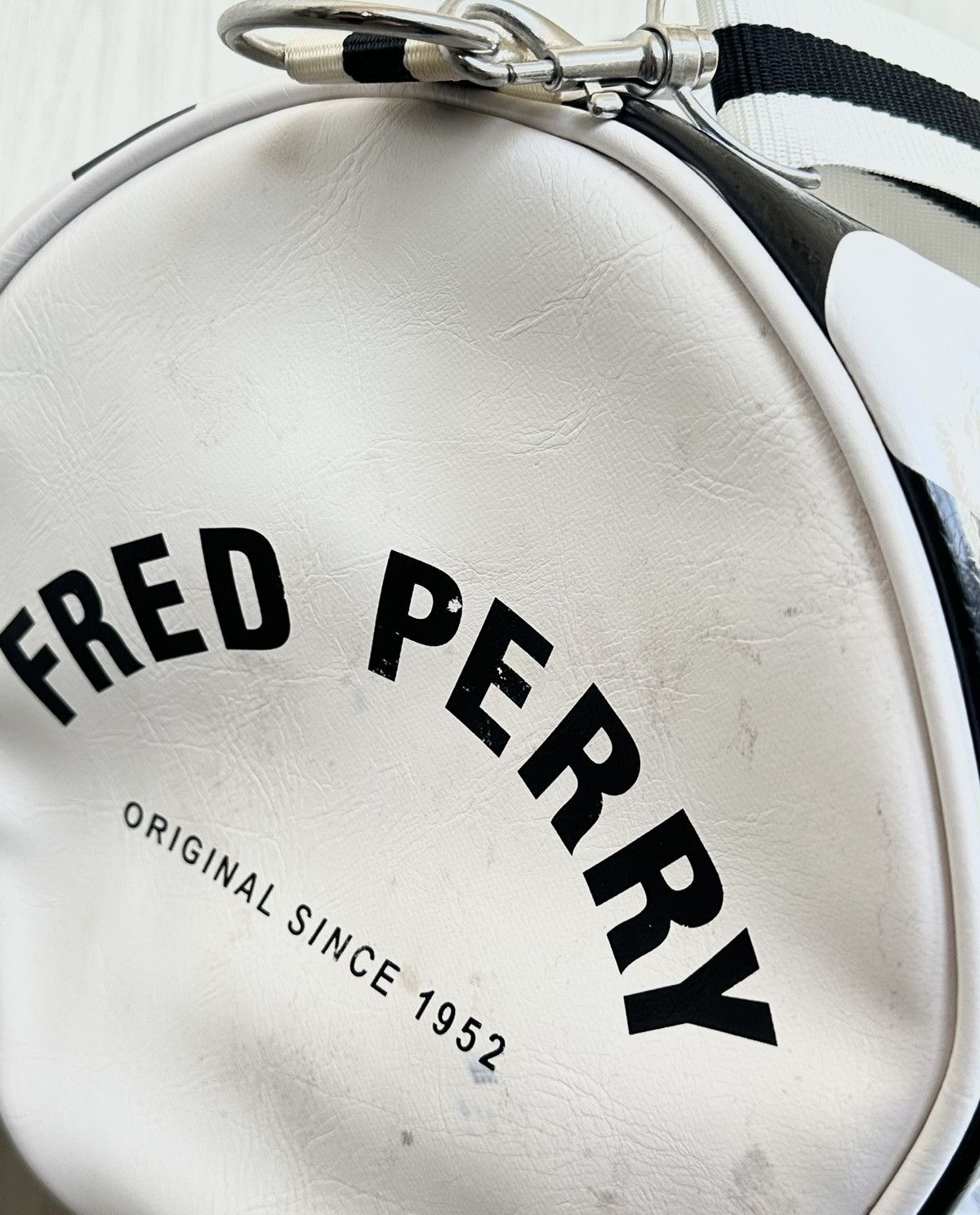 Fred Perry Fred Perry Duffle Bag Polka Dot Gym Travel Shoulder Bag Size ONE SIZE - 16 Thumbnail