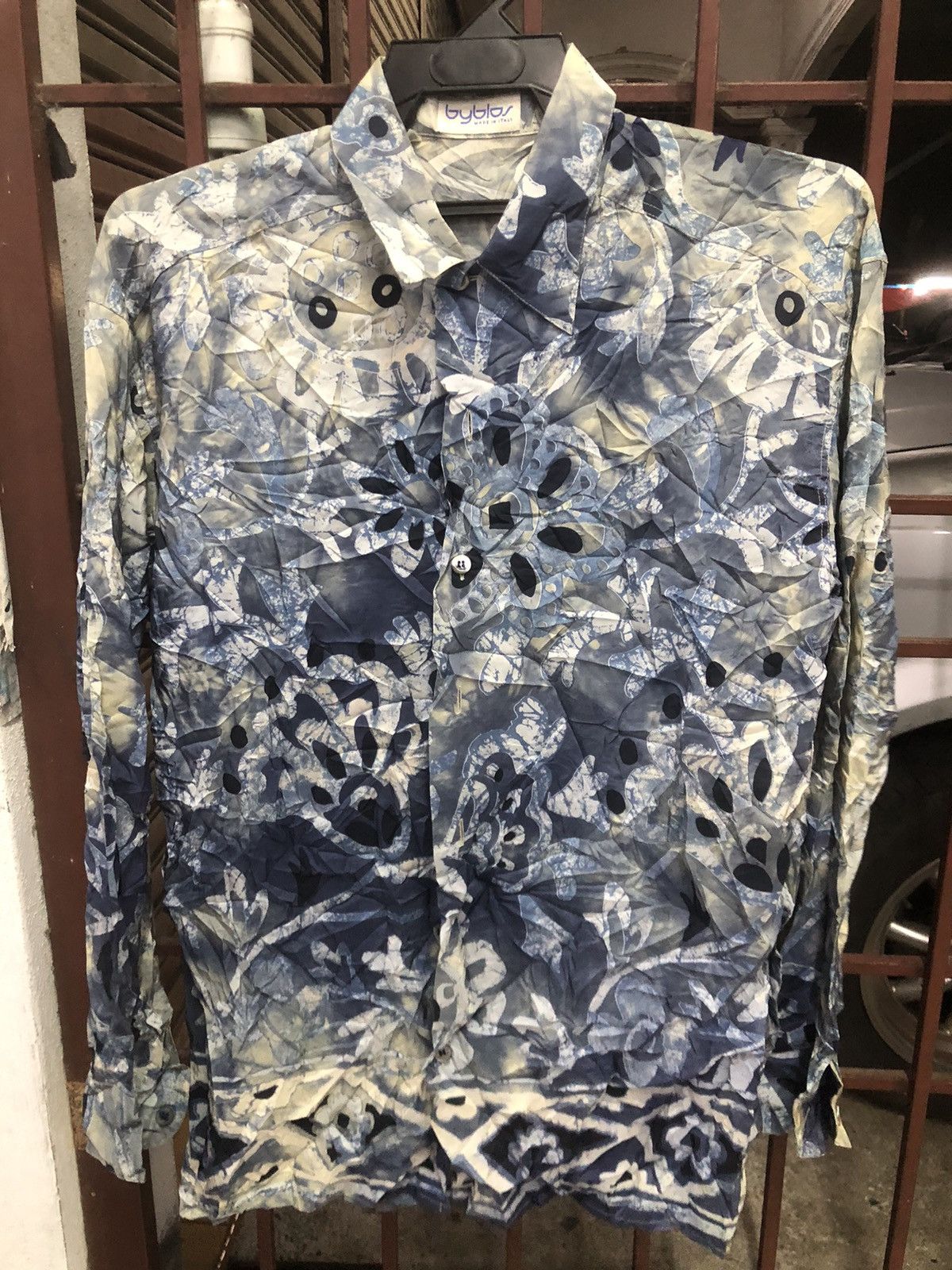 Byblos × Designer Byblos silk button up shirt Size US L / EU 52-54 / 3 - 1 Thumbnail