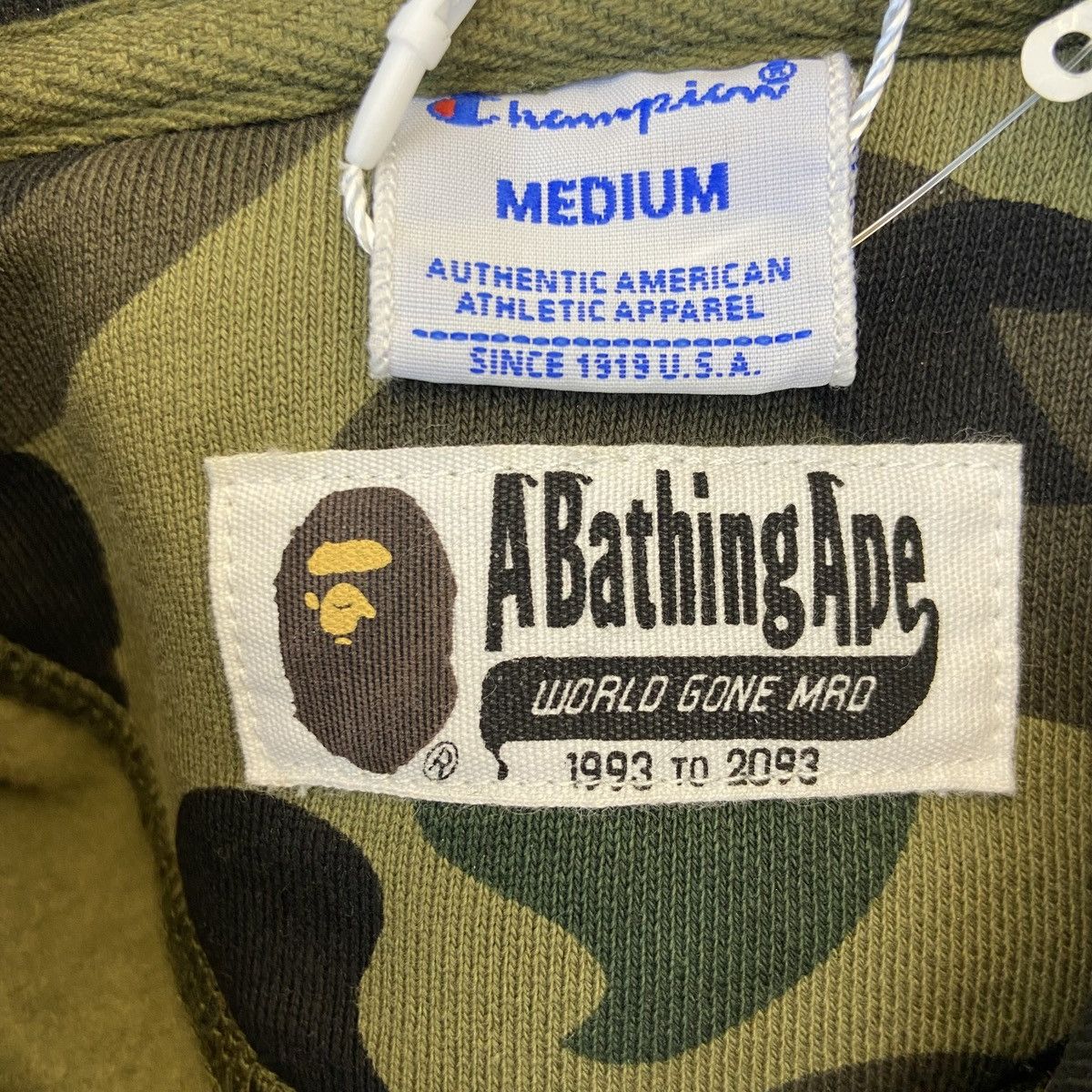 Bape BAPE Back Letter Logo Hooded Sweatshirt K26WX Size US M / EU 48-50 / 2 - 6 Thumbnail