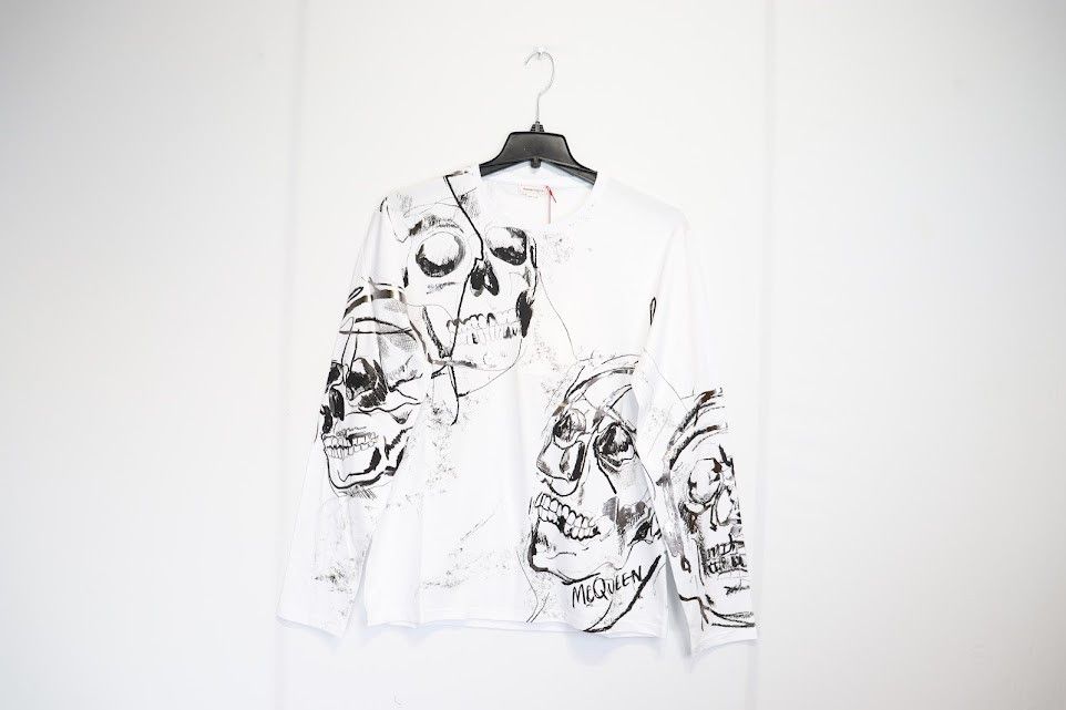 Alexander McQueen o1rshd1 Multi Large Logo Skull T-Shirt in White Size US L / EU 52-54 / 3 - 1 Thumbnail