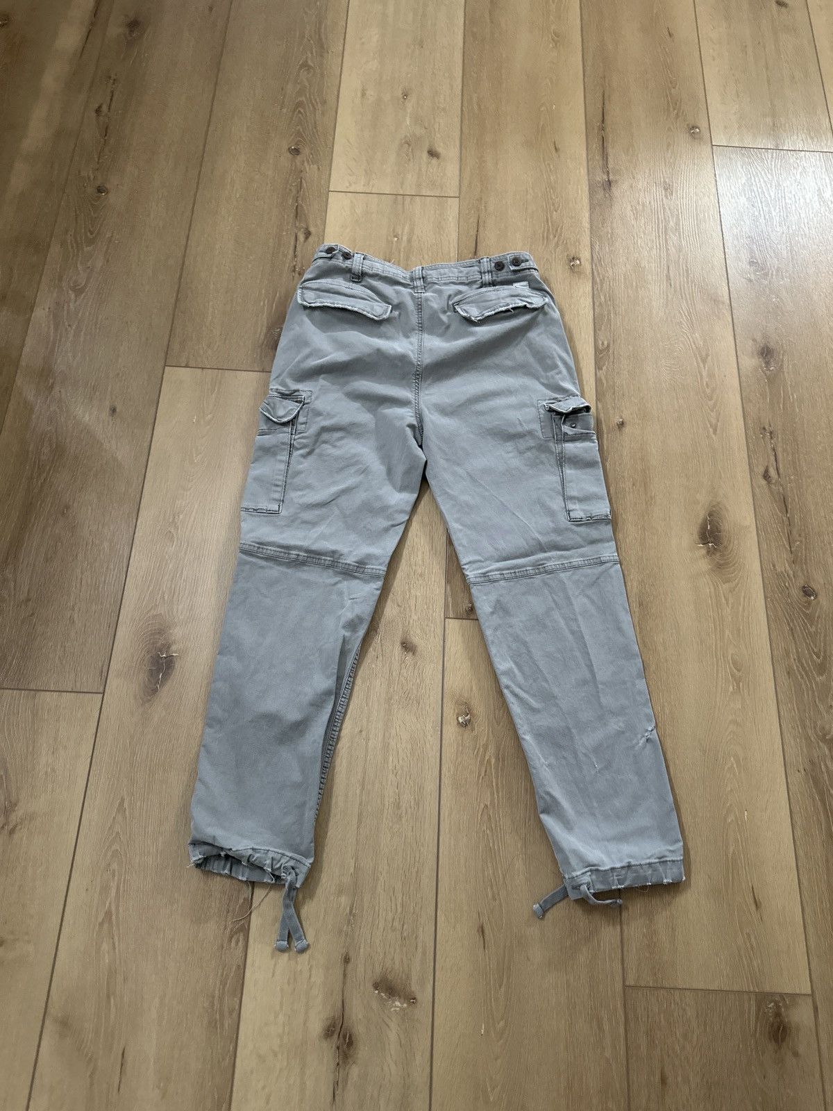 American Eagle Outfitters 32x32 Baggy Cargo pants Size US 32 / EU 48 - 2 Thumbnail