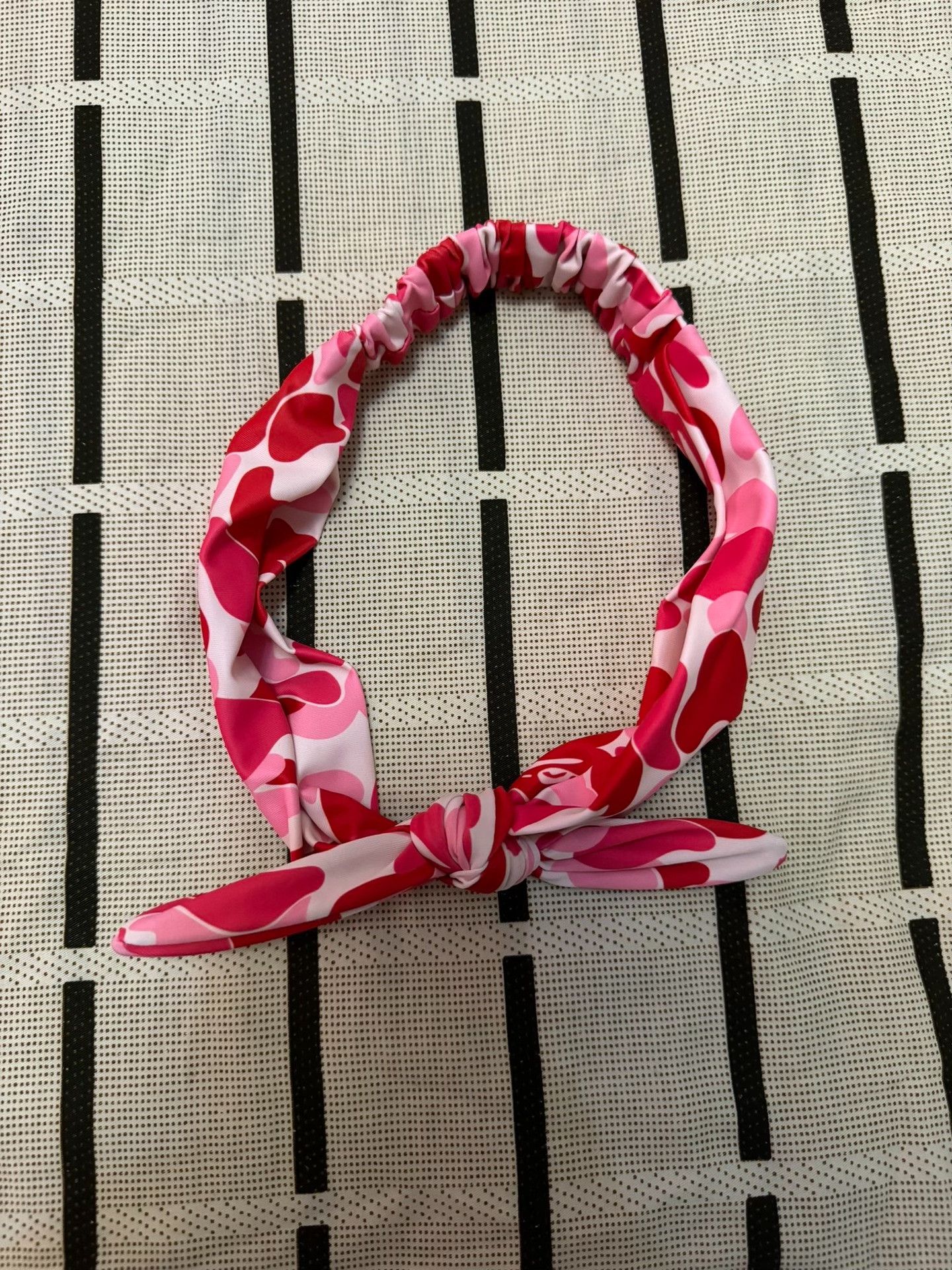 Bape Bape Camo Rare Pink Hoodie Men Size US M / EU 48-50 / 2 - 1 Thumbnail