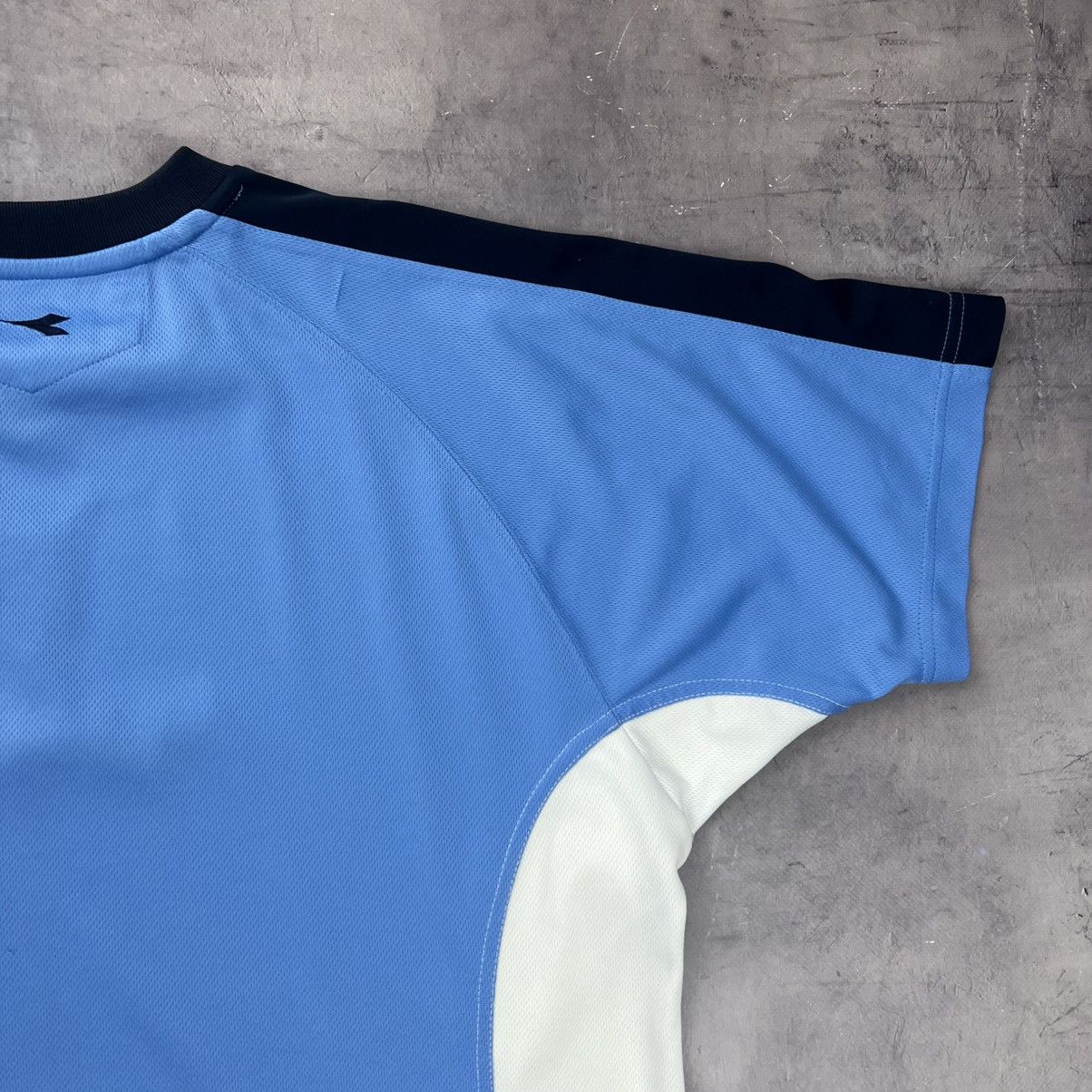 Diadora Rare! Aston Villa Diadora Soccer Jersey Shirt 00s Size US M / EU 48-50 / 2 - 15 Thumbnail
