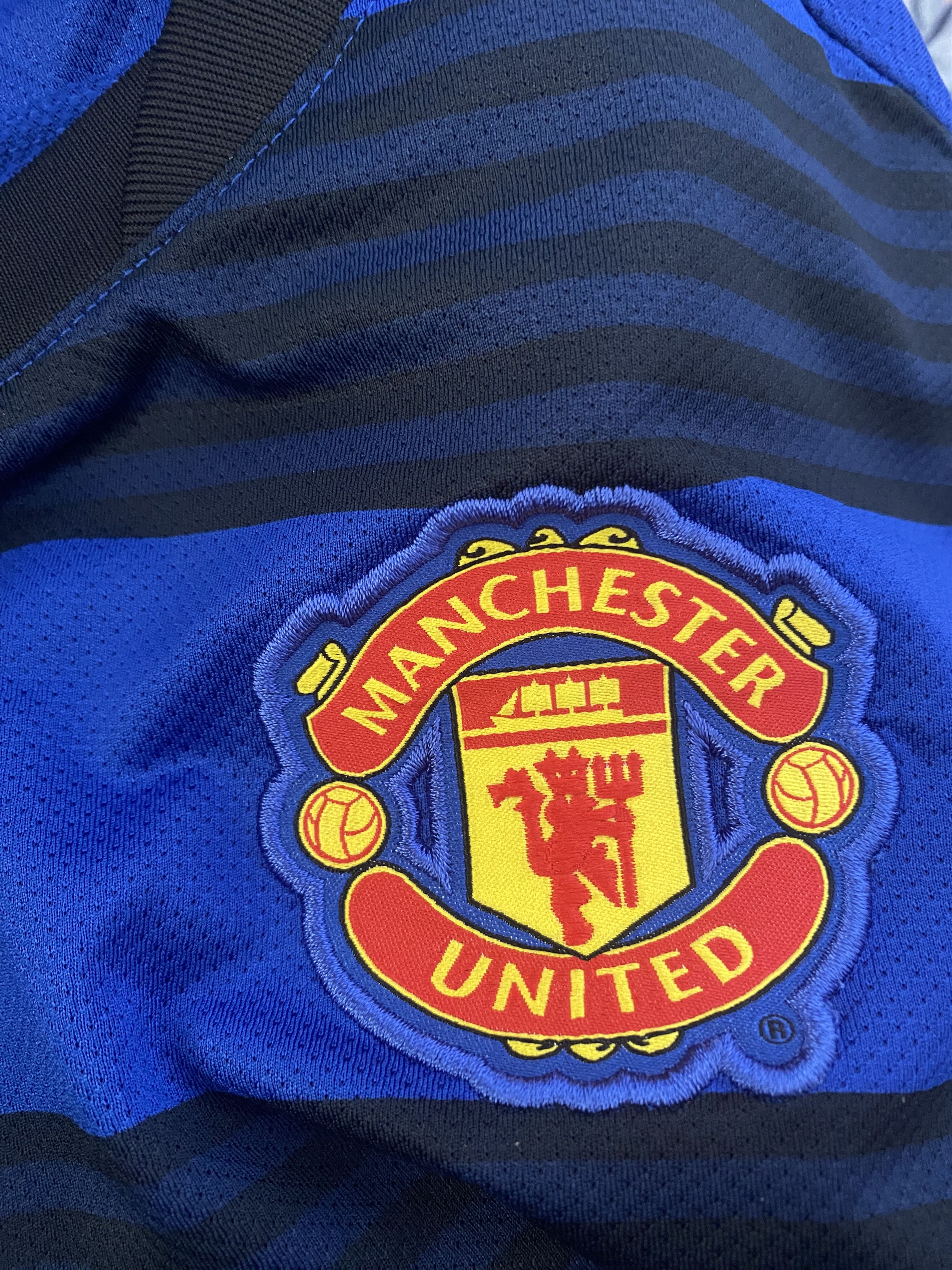 Nike MANCHESTER UNITED 2011 - 2012 - Nike - 140 - 152 - UNIQUE Size US XXS / EU 40 - 3 Thumbnail