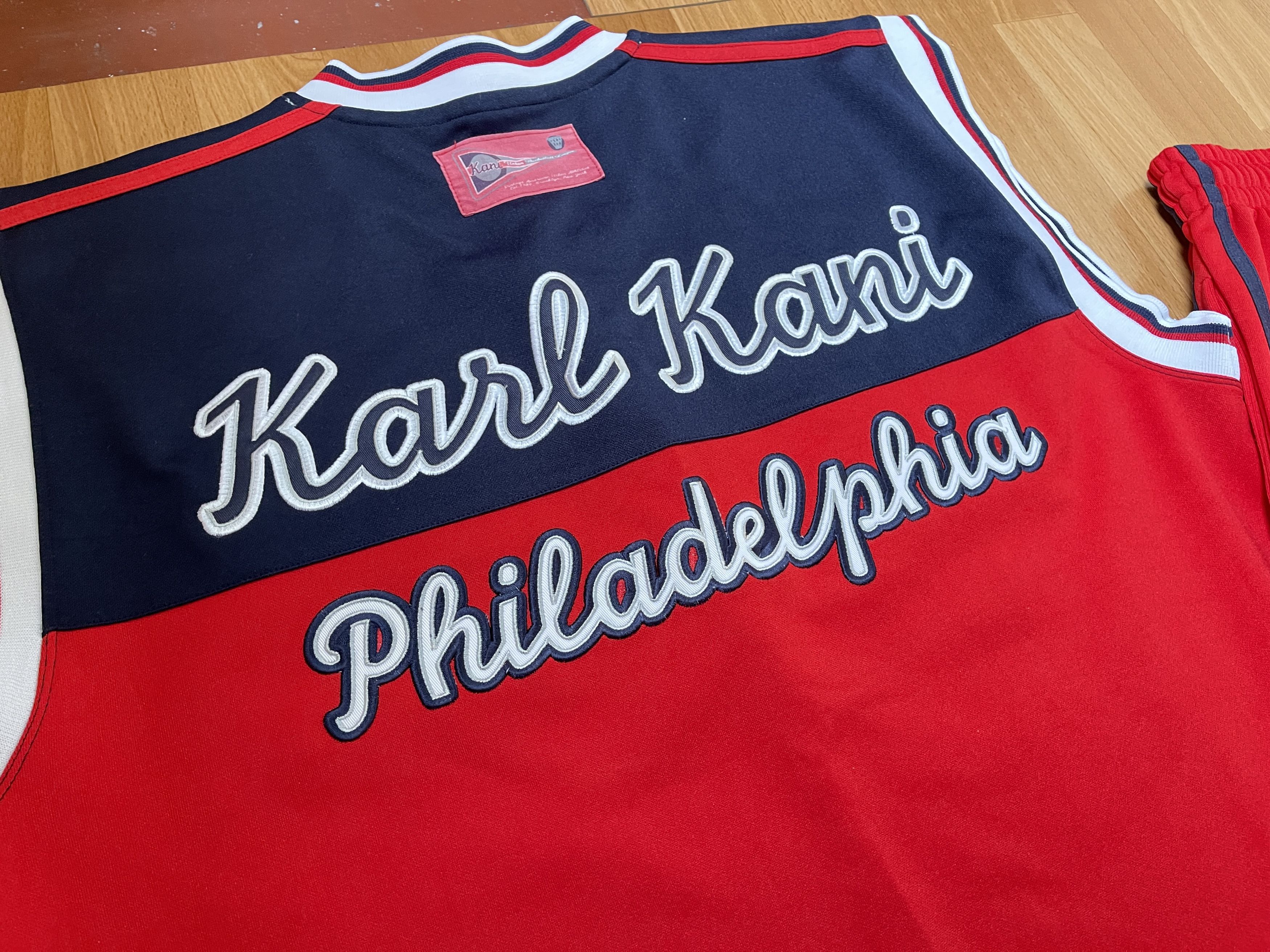 Karl Kani KARL KANI tracksuit, Kani Philadelphia jersey shorts L Size US L / EU 52-54 / 3 - 6 Thumbnail