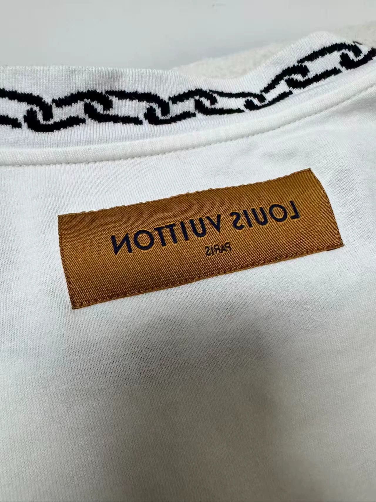 Louis Vuitton LV Short Sleeve Tee Minor Stain Dry Cleaned XL Size US XL / EU 56 / 4 - 4 Thumbnail