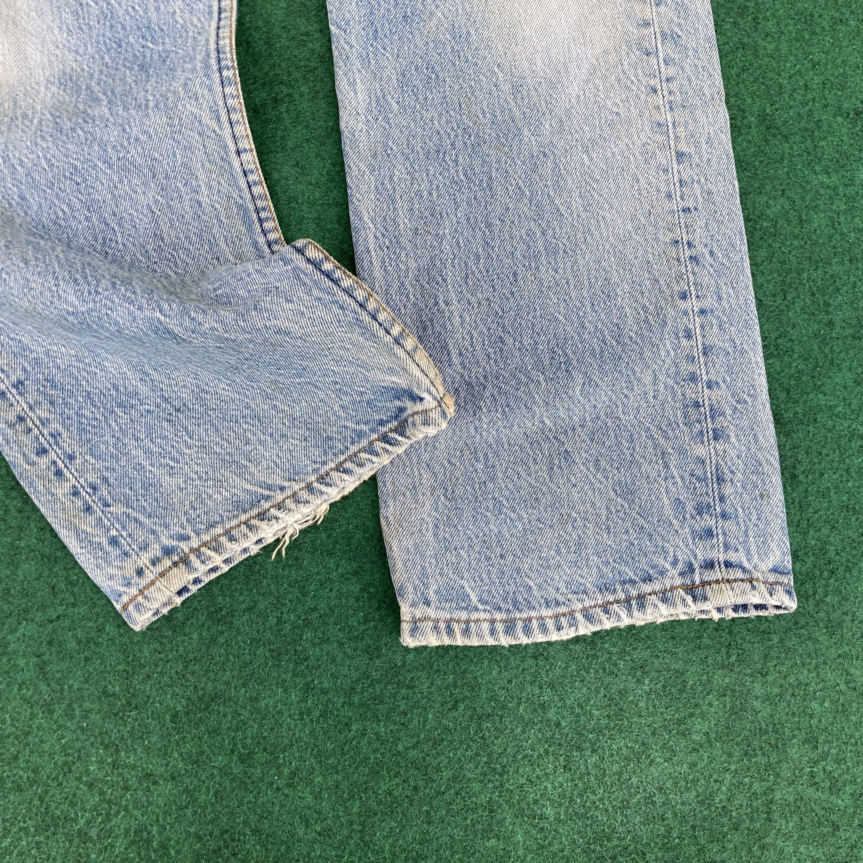 Levi's × Vintage 29x30.5 Vtg Levis 501 Distressed Destroy Ripped Grunge Jeans Size US 29 - 12 Thumbnail