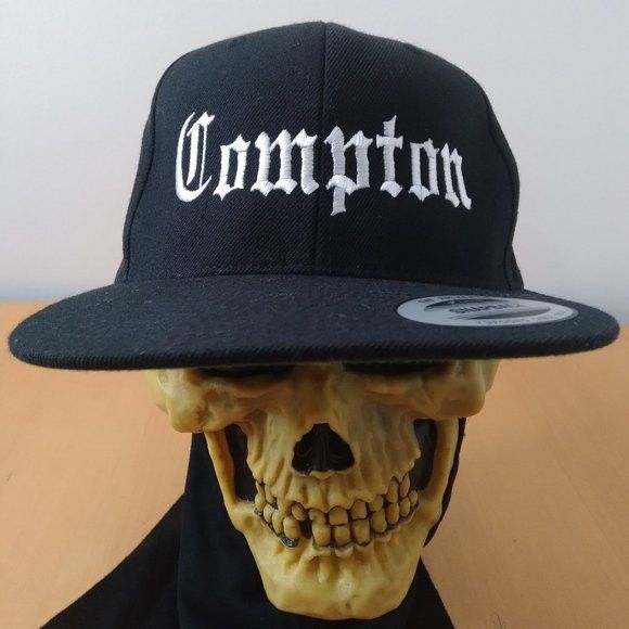 Hat Rap Tees Streetwear NWT DS Compton Old English Snap Back Hat Eazy E Grailed