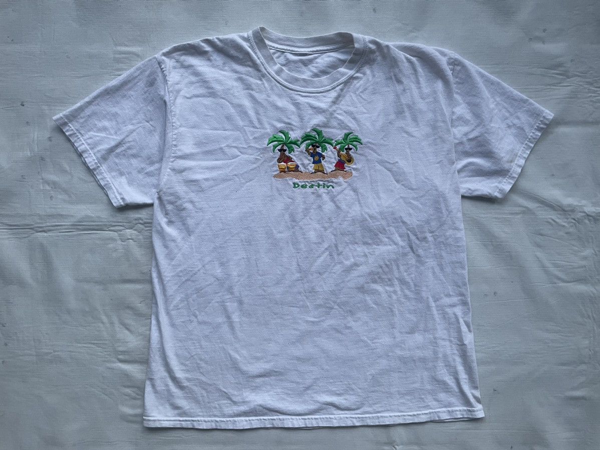 Image of Vintage Destin Horses Tee in White, Men's (Size Large)