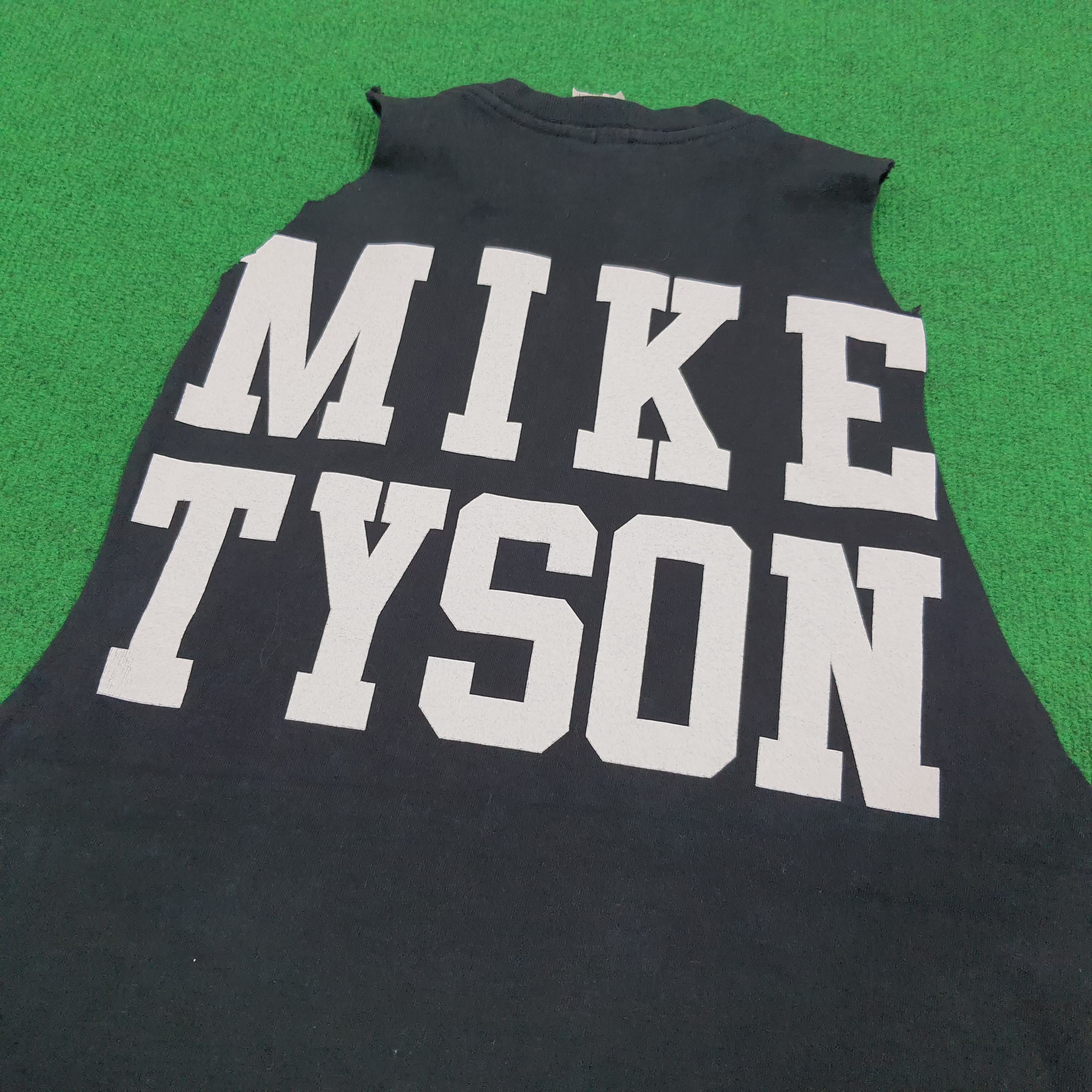 Vintage Vintage Mike Tyson Official Apparel Boxing Tank Top Size US M / EU 48-50 / 2 - 5 Thumbnail