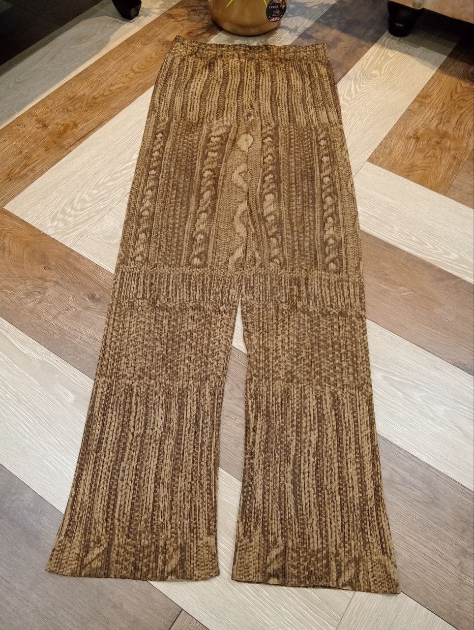 Pleats Please Issey Miyake PLEATS PLEASE ISSEY MIYAKE TRANSFER PRINT PLEATED PANTS Size US 27 - 3 Thumbnail