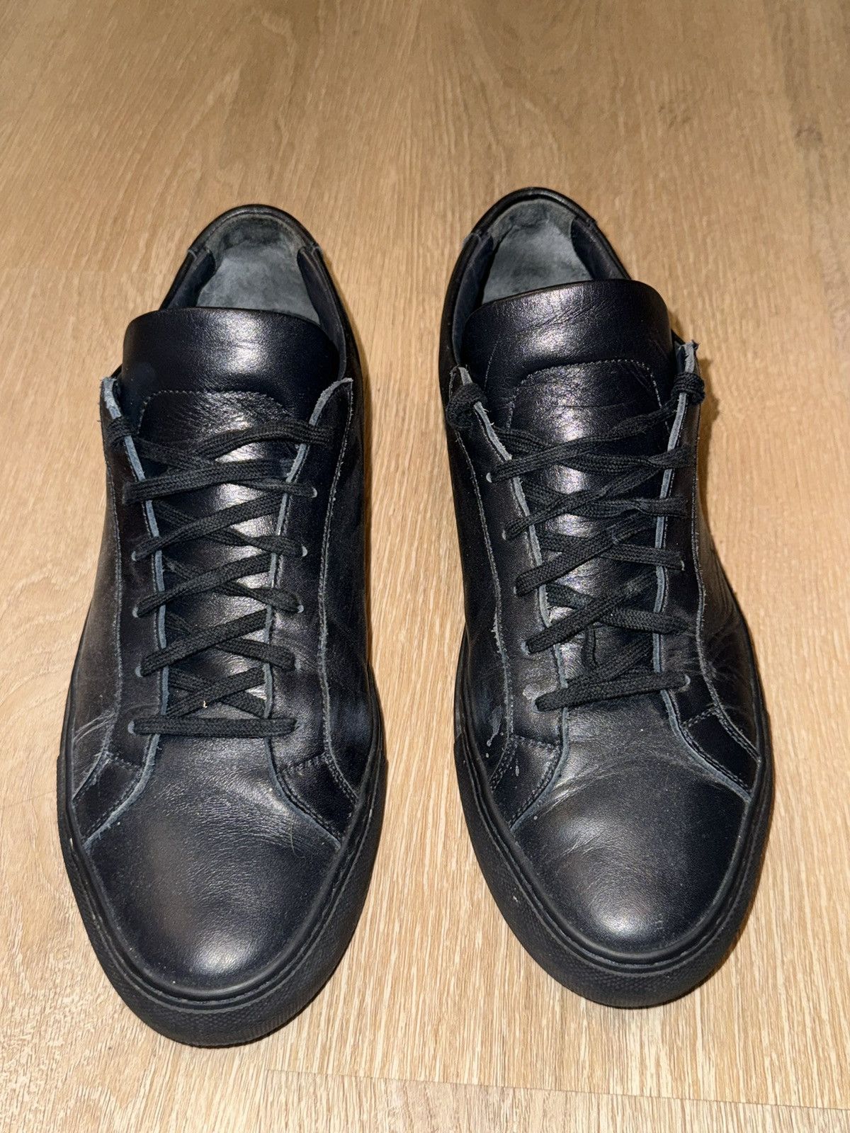 Common Projects Common Projects Achilles Low Black 1528 eu 44 1977 US 11 Size US 11 / EU 44 - 2 Thumbnail