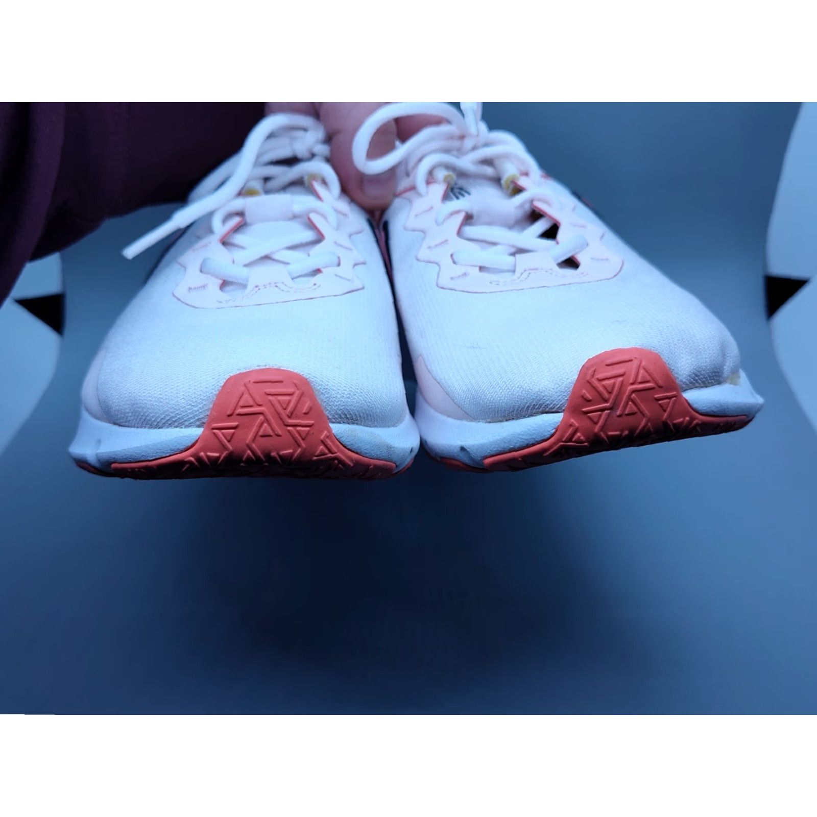 Nike Nike Legend Essential 2 Athletic Sneakers Women's Size 8.5 Light Soft Pink Lace Up Comfort Breathable 2022 Size US 9 / IT 39 - 2 Thumbnail
