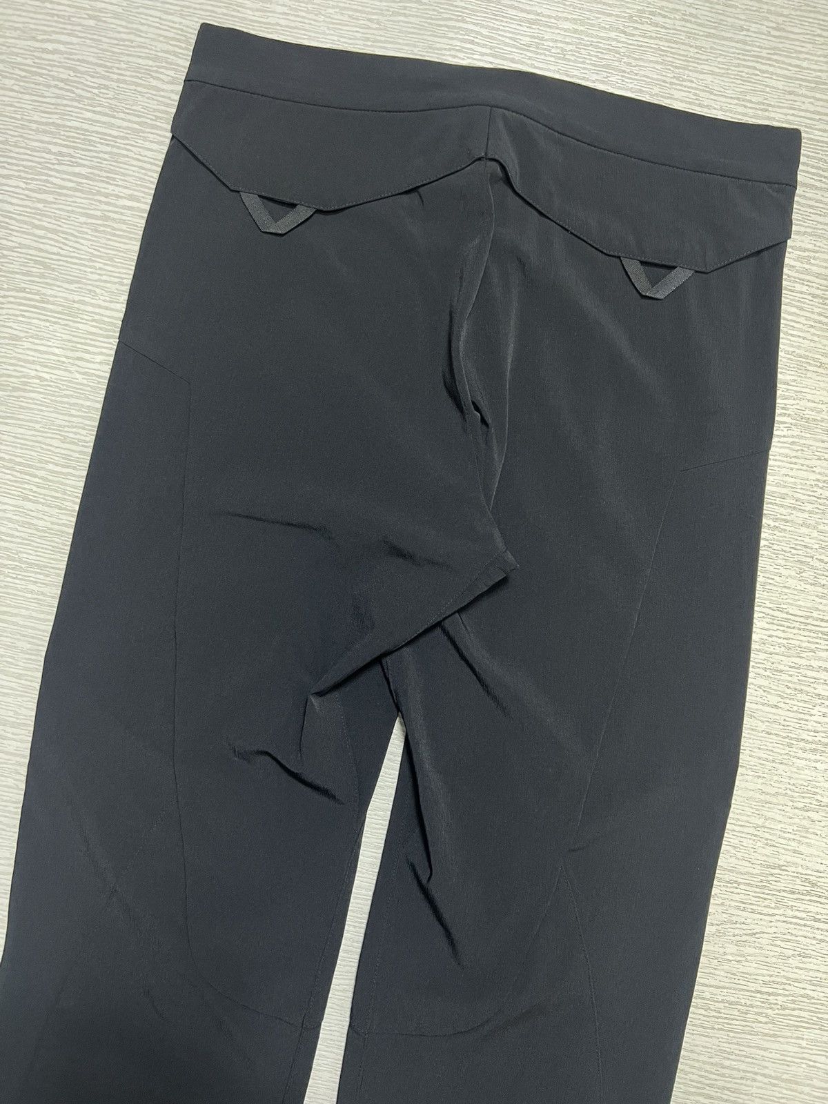 Undercover Undercover - A/W ‘10-11 - Nylon 3D Cut Cargo Pants Size US 31 - 7 Thumbnail