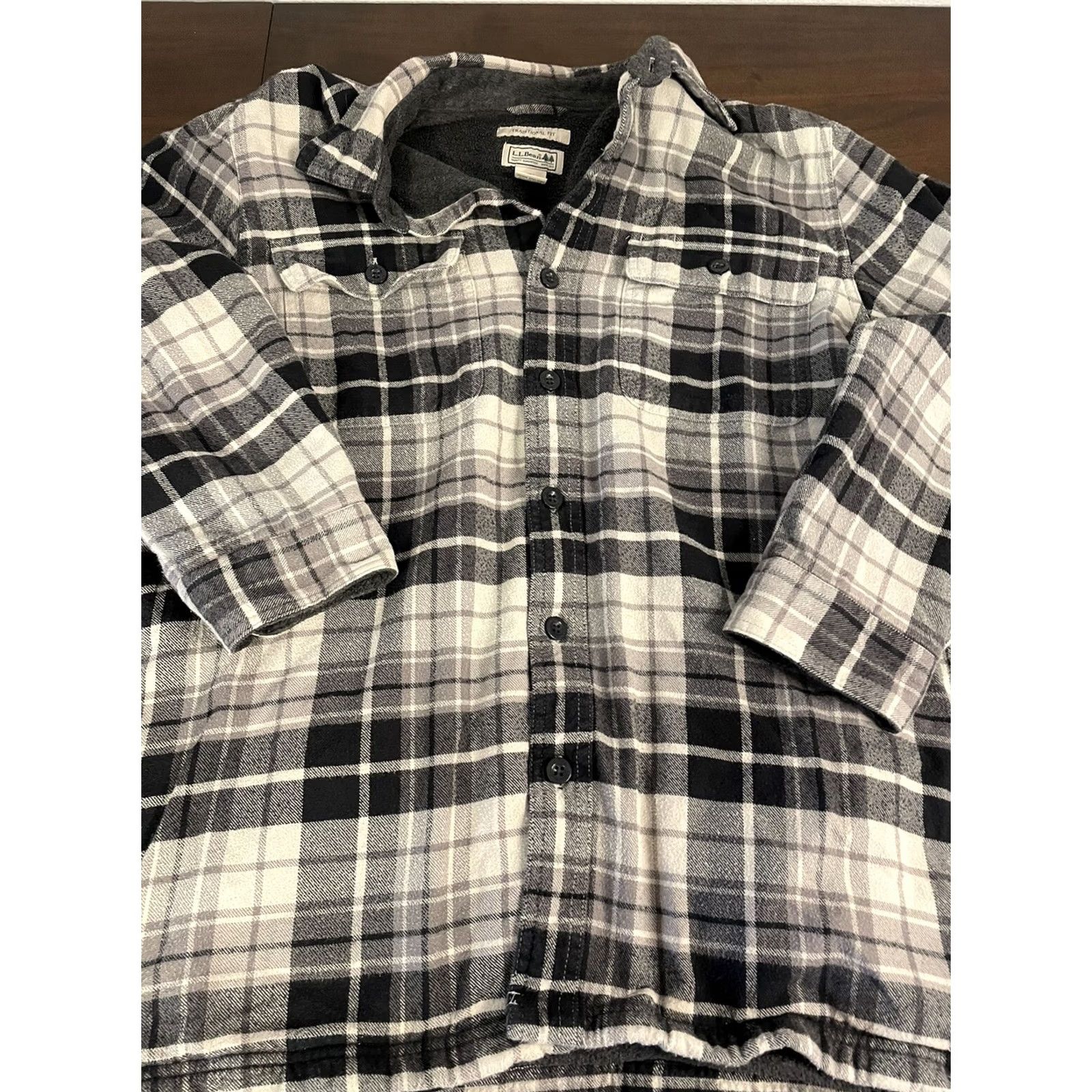 Vintage LL Bean Mens Flannel Shirt Size M Plaid Black White Button Up Traditional Fit Size US M / EU 48-50 / 2 - 2 Thumbnail