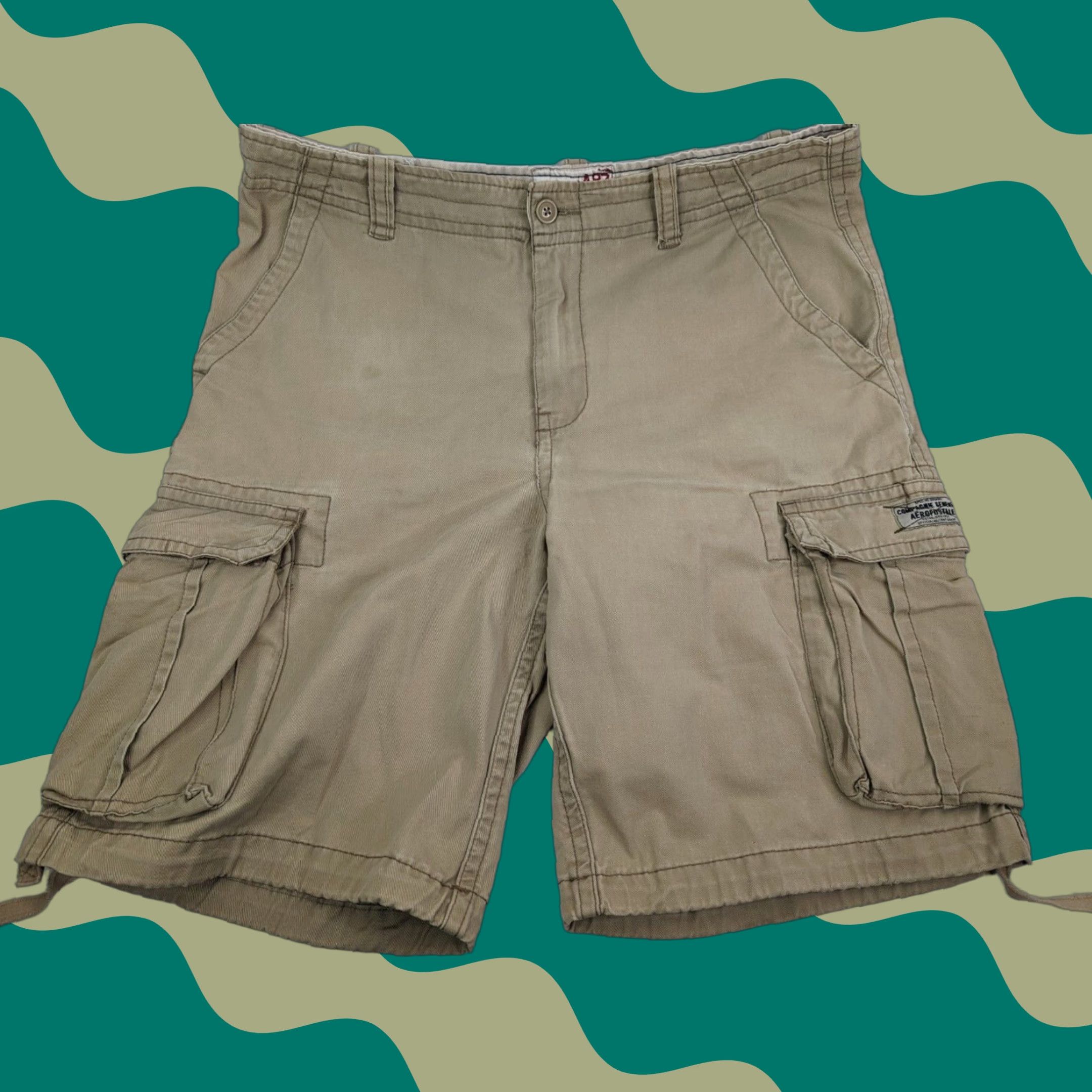 Vintage VINTAGE Aeropostale Cargo Shorts Mens 36 Khaki Distressed Worn Skater Outdoors Y2K Size US 36 / EU 52 - 1 Thumbnail