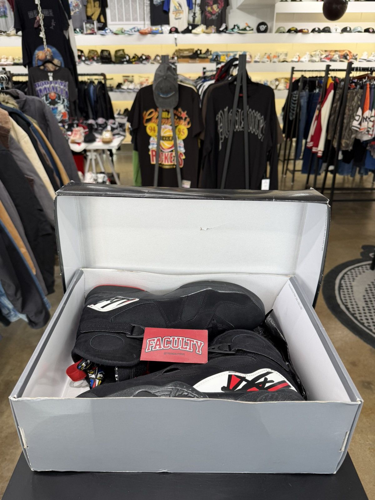 Jordan Brand Air Jordan 8 Playoffs Size 9 (2023) Size US 9 / EU 42 - 11 Thumbnail