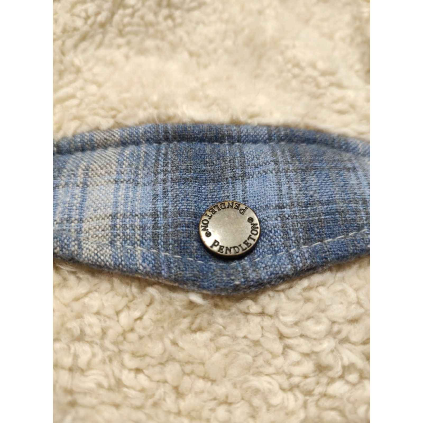 Pendleton Pendleton Fuzzy Zip Up Fleece Jacket Women Med Beige Front Pocket Plaid Accents Size M / US 6-8 / IT 42-44 - 7 Thumbnail