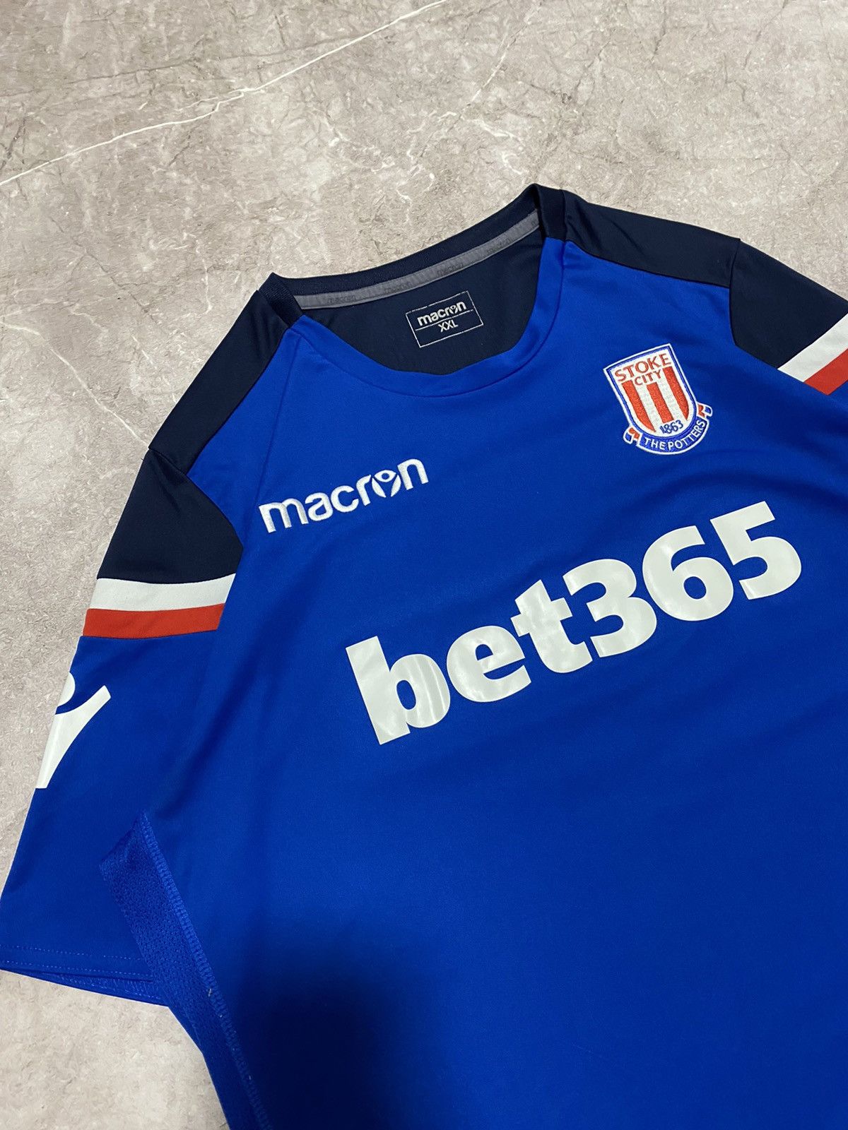 Macron Macron Stoke City The Potters Home Soccer Football Jersey Size US XL / EU 56 / 4 - 5 Thumbnail