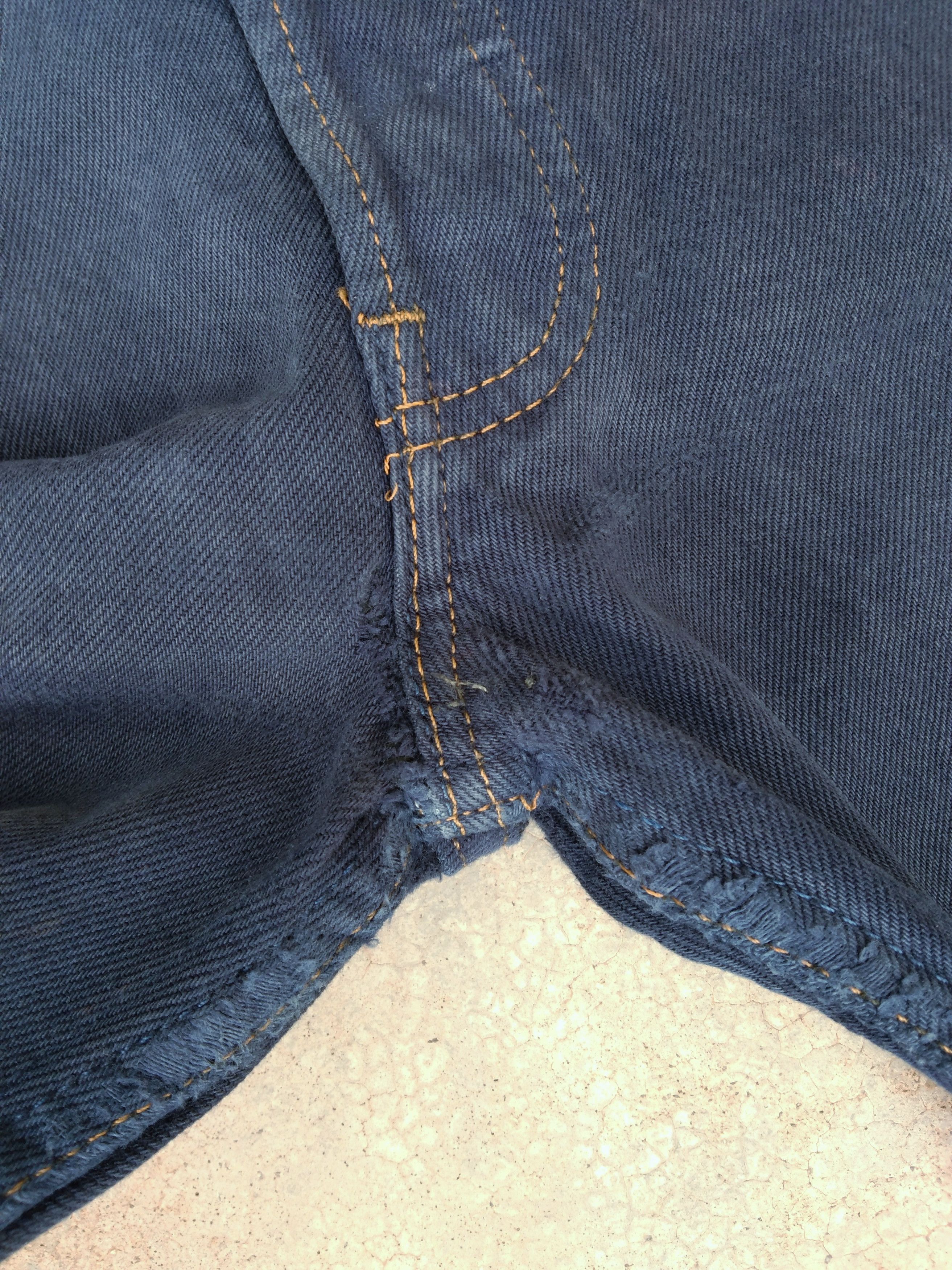 Levi's 90s Vintage Levi's 501 Made In USA Distressed Jeans 36x32 Size US 36 / EU 52 - 3 Thumbnail