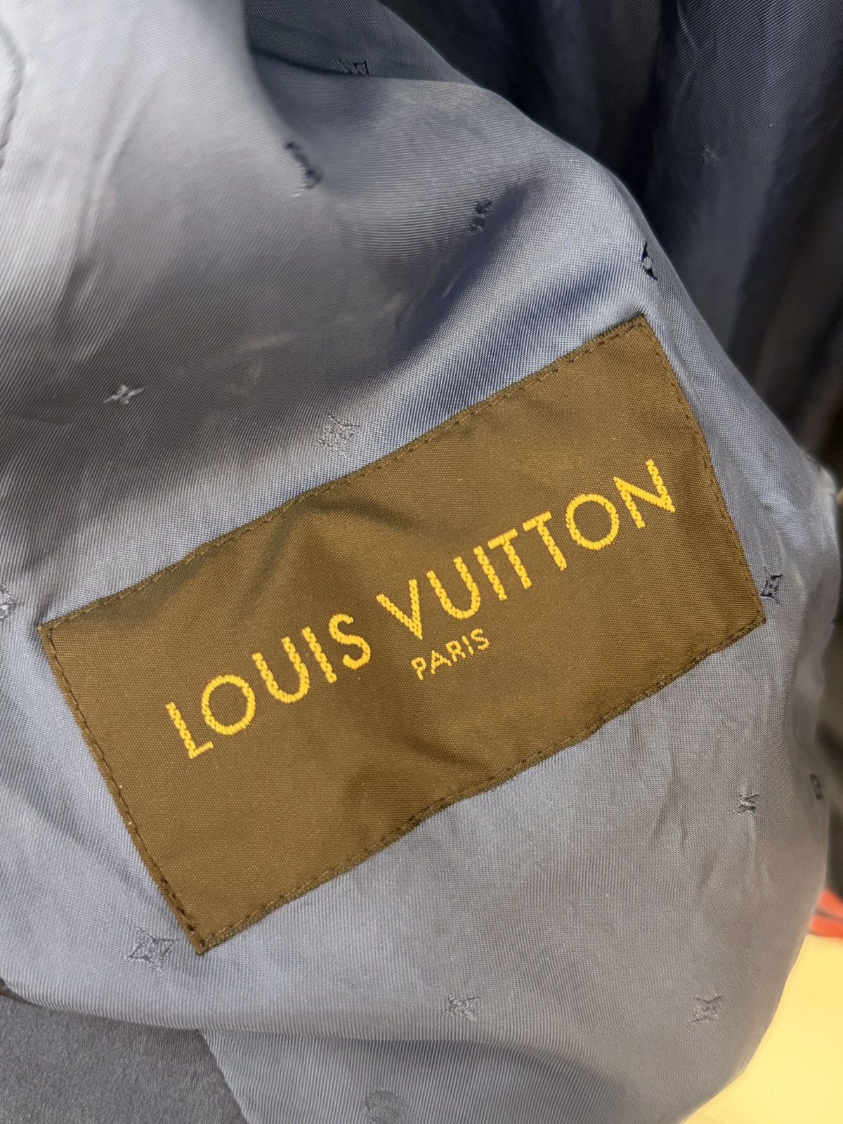 Louis Vuitton SS16 Embroidery Satin Souvenir Jacket Size US M / EU 48-50 / 2 - 11 Thumbnail