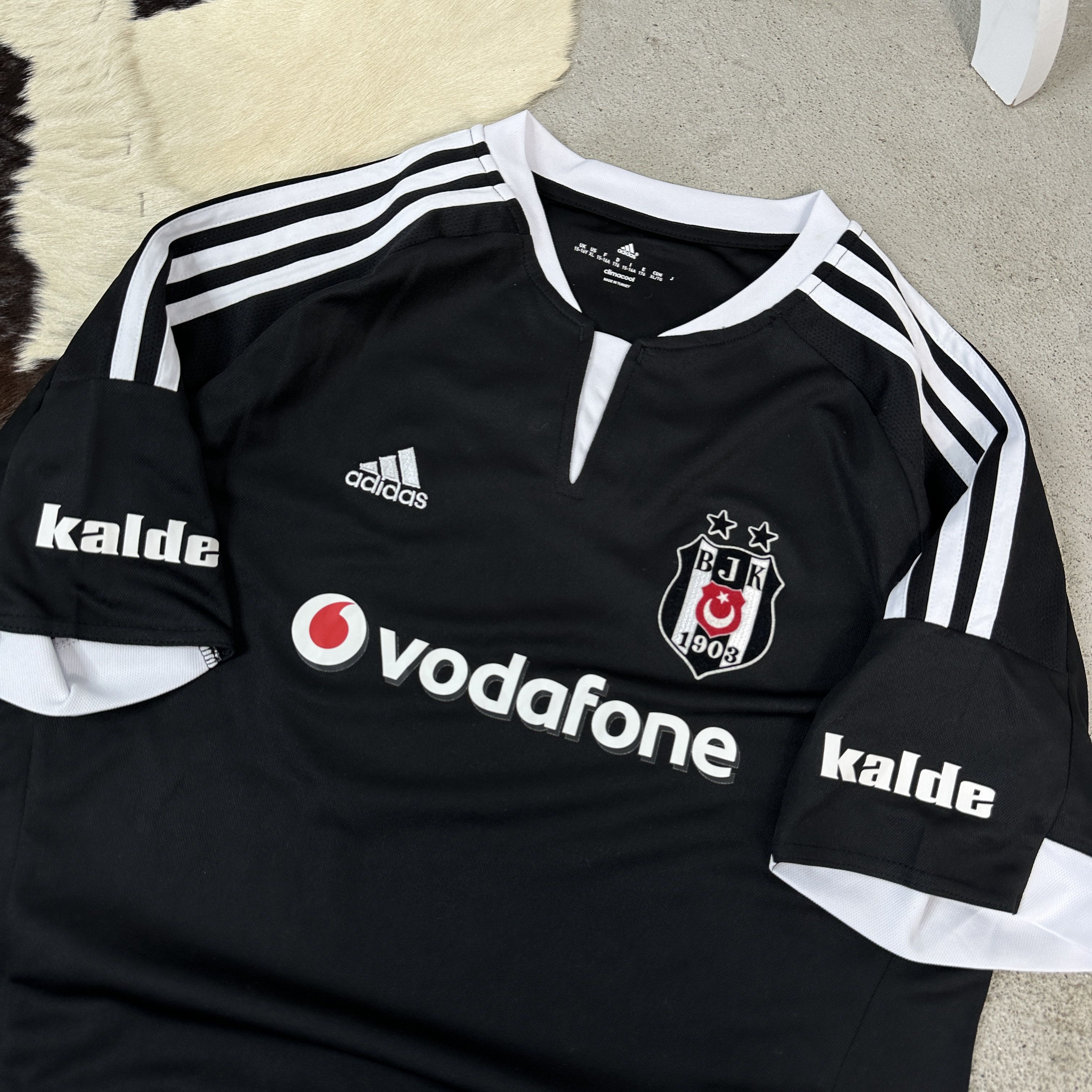 Adidas × Vintage Jersey Adidas Besiktas 15/16 3rd Size US S / EU 44-46 / 1 - 4 Thumbnail