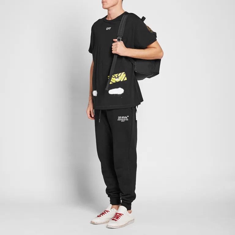 Off-White Black Spray Diagonals Logo Oversized T-Shirt Size US S / EU 44-46 / 1 - 5 Thumbnail