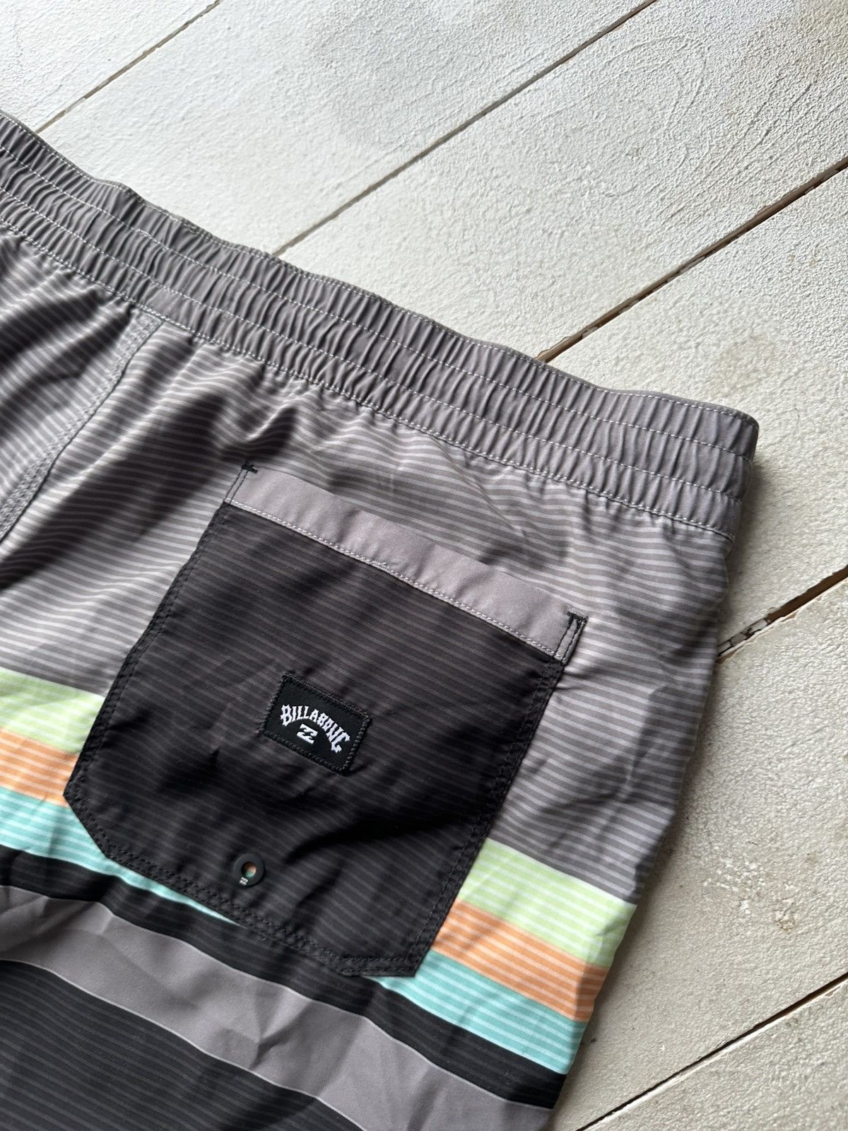 Billabong 🚨Vintage BILLABONG OVER PRINT Japanese Surf style Shorts Size US 36 / EU 52 - 9 Thumbnail