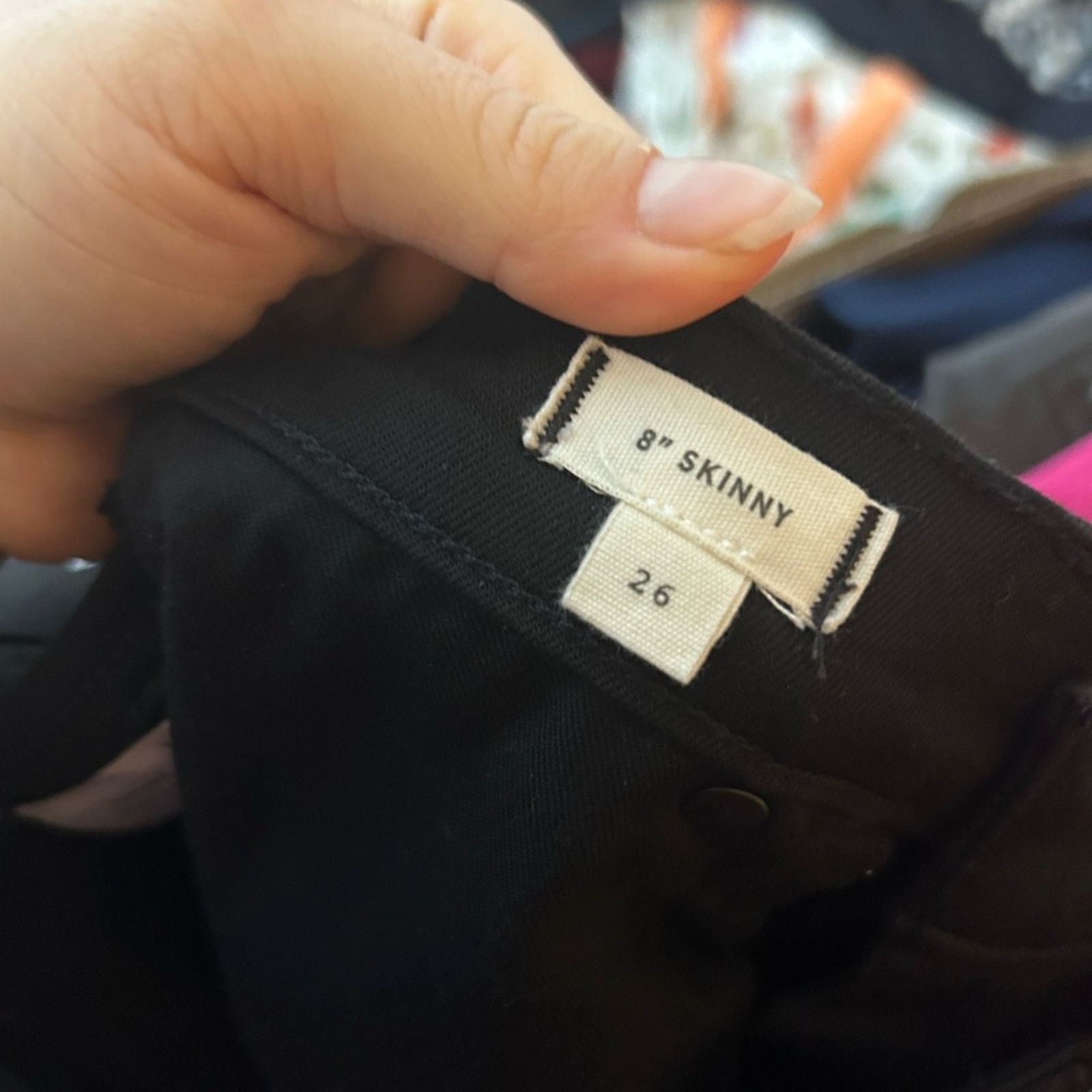 Madewell Madewell 8” Black Skinny Jeans in Carbondale Wash Size 26" / US 2 / IT 38 - 4 Thumbnail