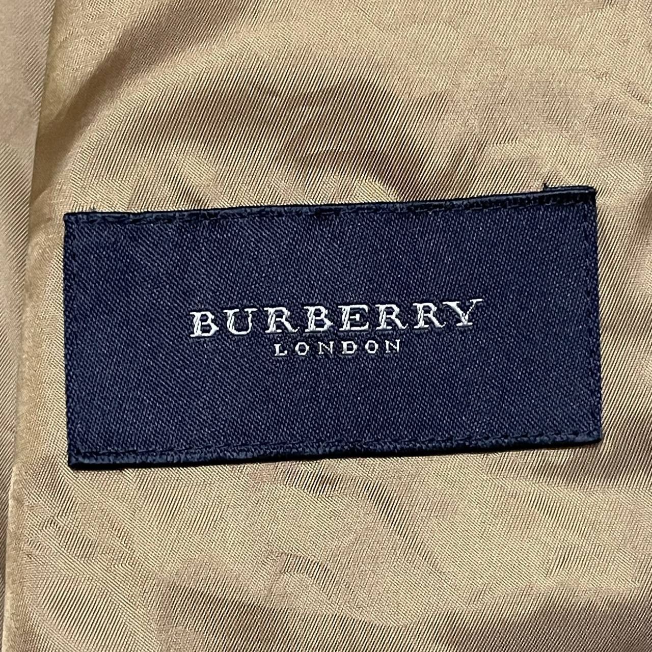Burberry Vintage Burberry London Novacheck Jacket Size US M / EU 48-50 / 2 - 14 Thumbnail