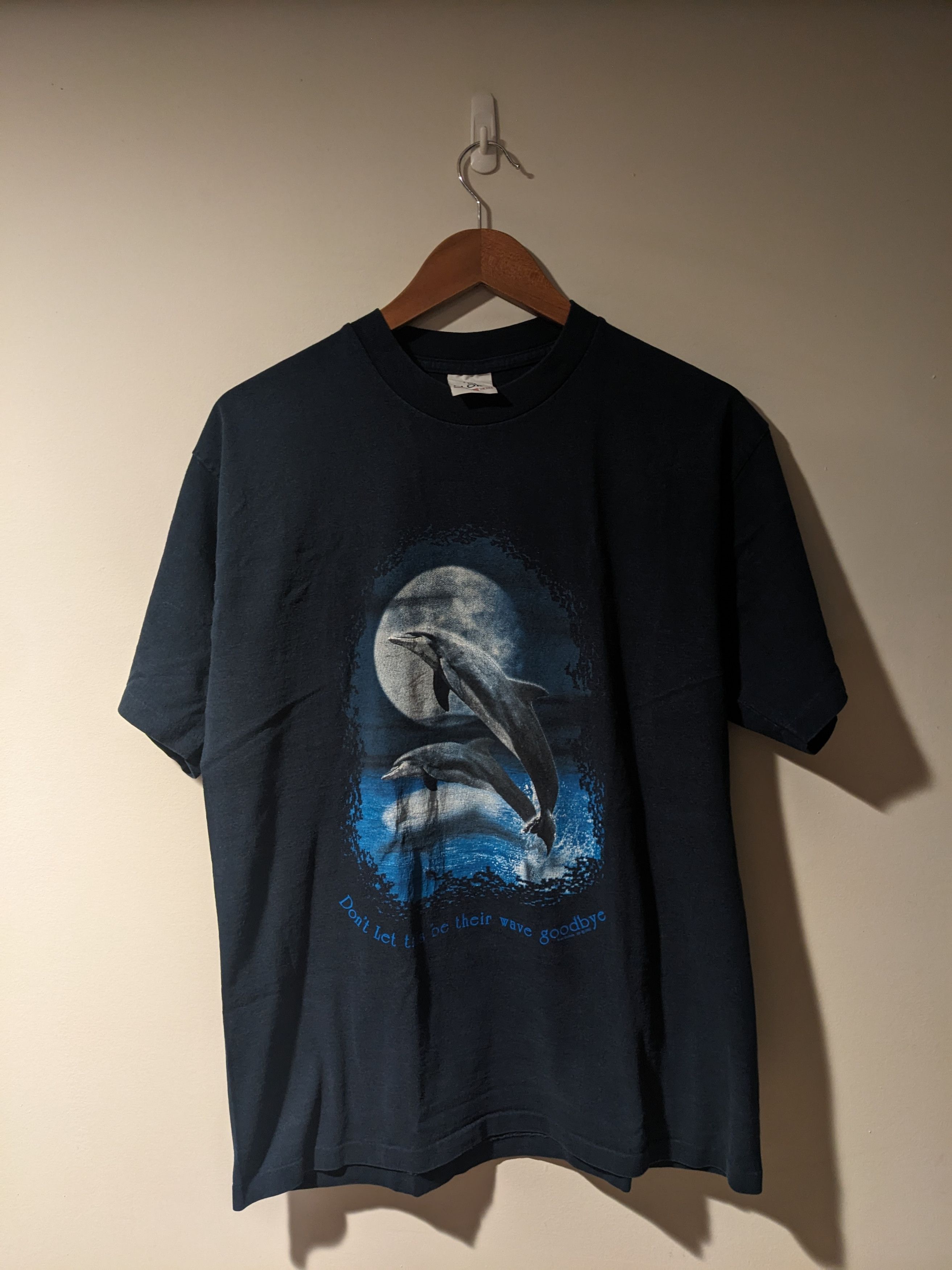 Vintage Vintage 2002 Dolphin Animal Nature Wildlife Large T-Shirt Size US L / EU 52-54 / 3 - 1 Thumbnail