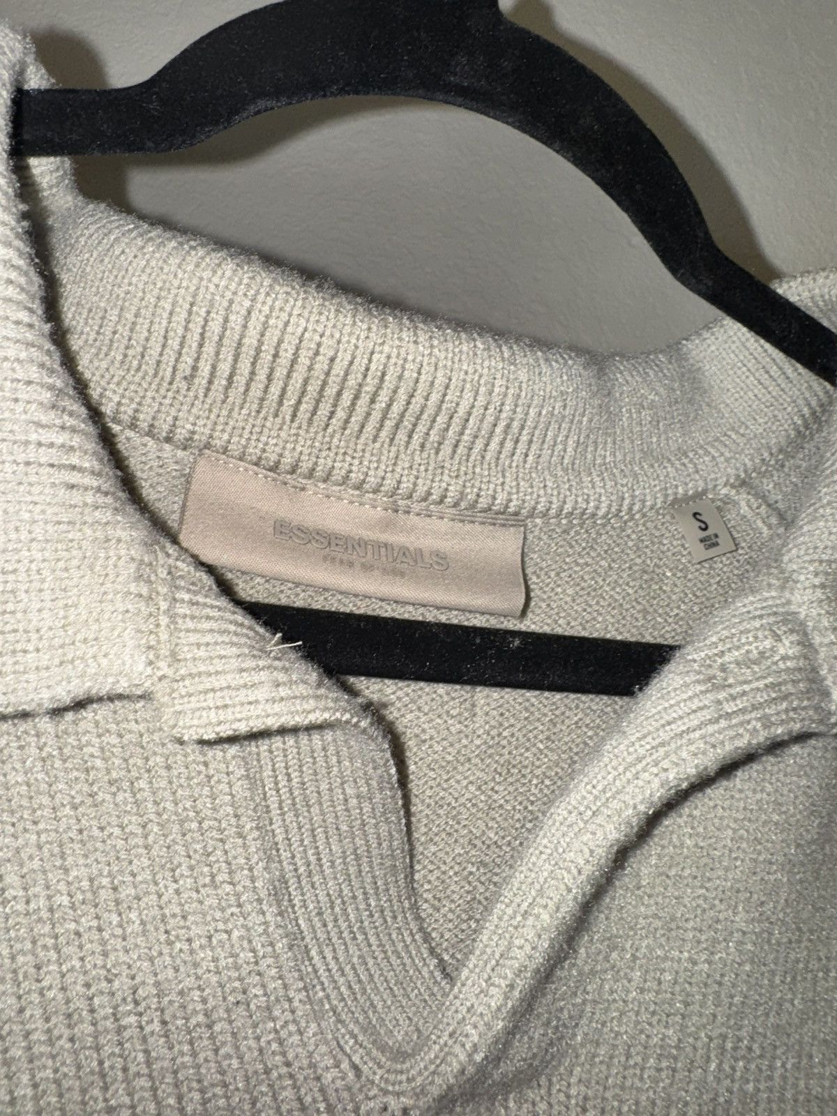 Fear of God Fear of God x Essentials Knit polo Grey small 7/10 Size US S / EU 44-46 / 1 - 2 Thumbnail