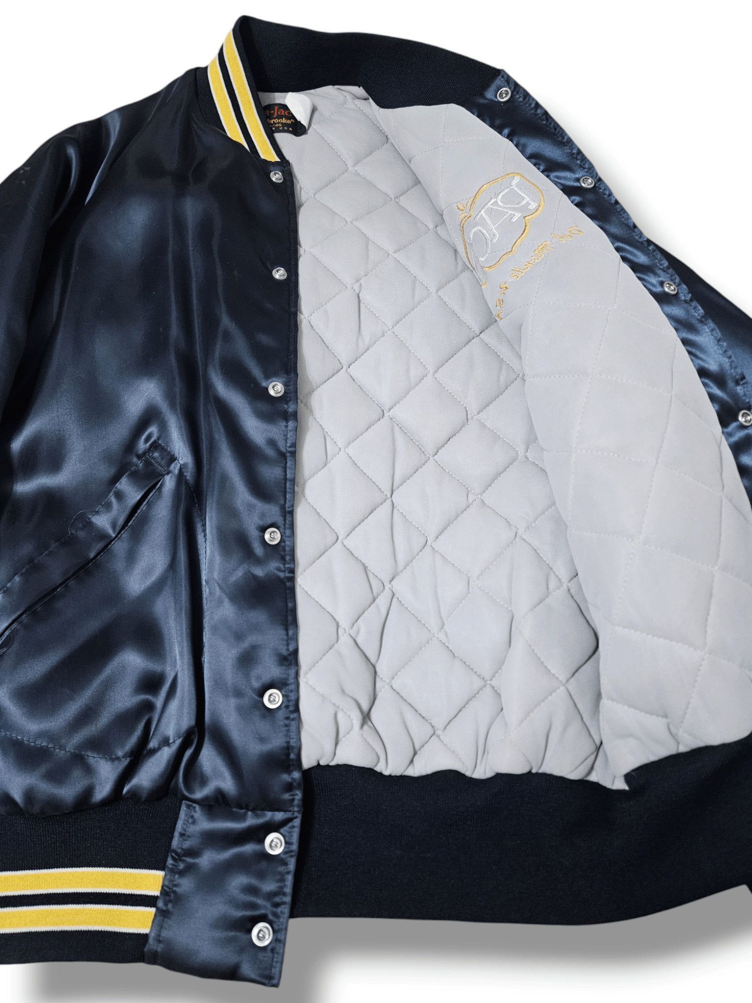 Dunbrooke 90s Dunbrooke Satin Bomber Jacket USA Made Large Del MONTE Size US L / EU 52-54 / 3 - 5 Thumbnail