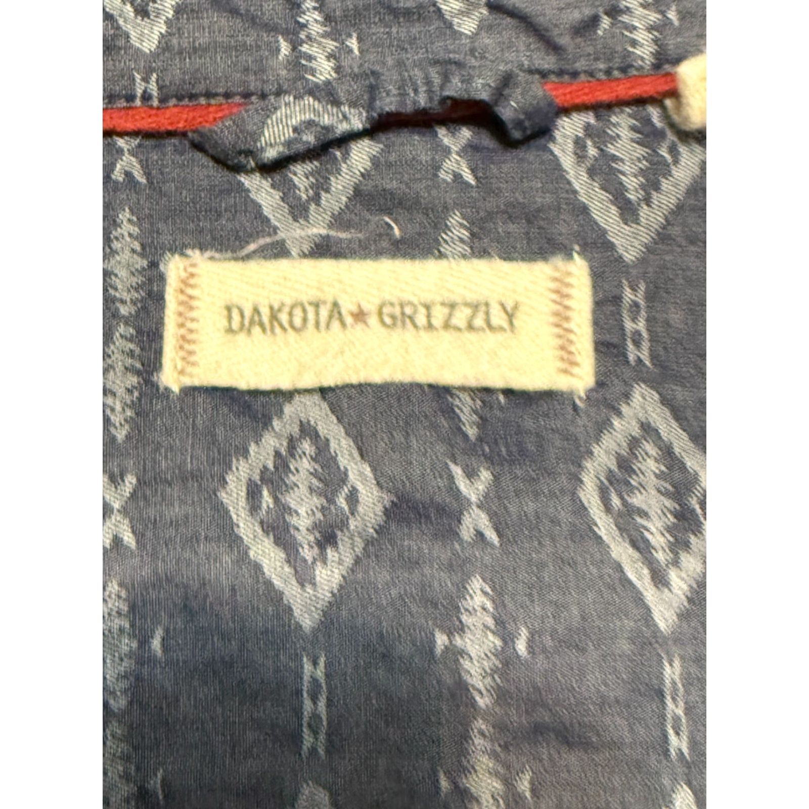 Vintage Dakota Grizzly Shirt Men’s Size Large Blue Grey Short Sleeve Button Up Shirt Size US L / EU 52-54 / 3 - 6 Thumbnail