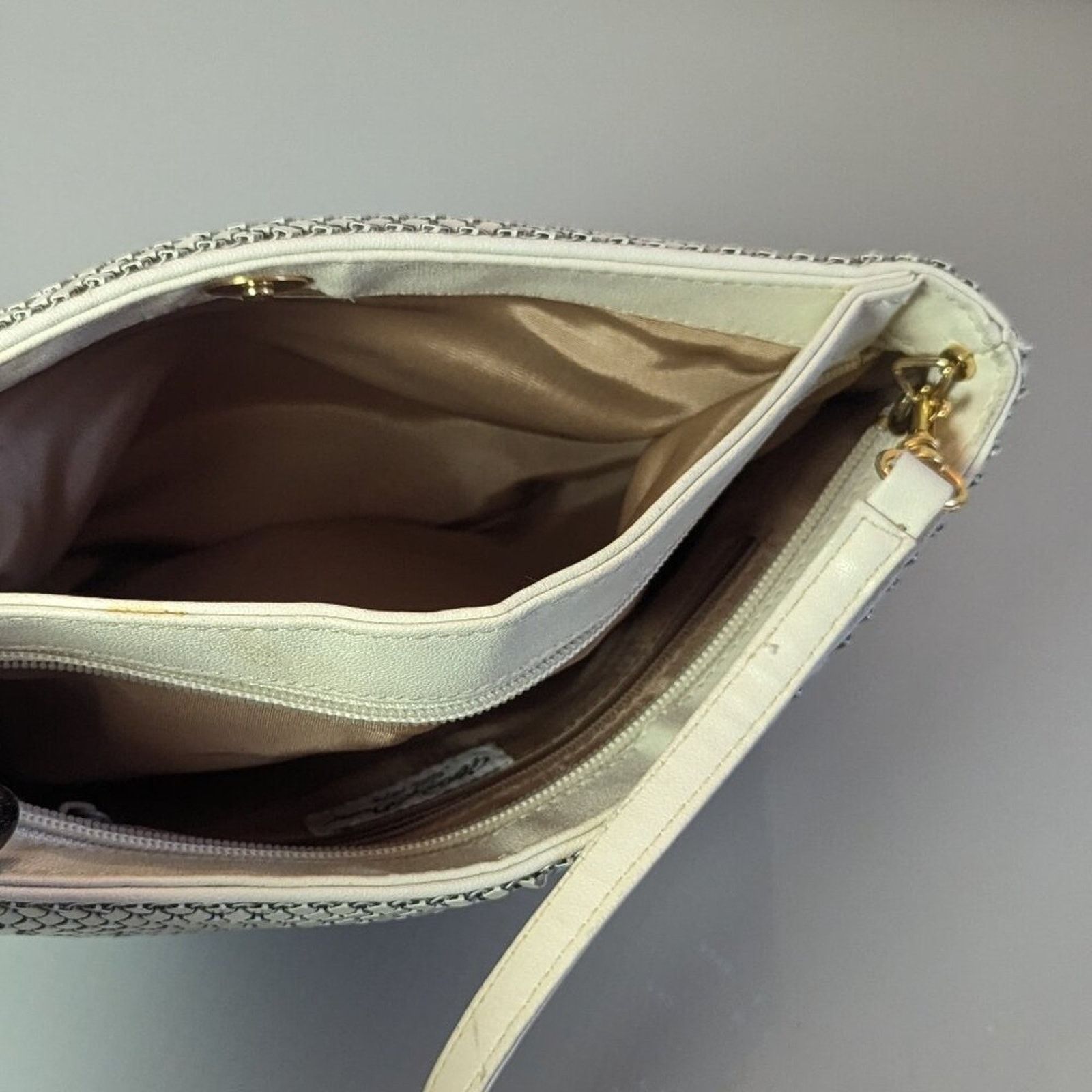 Vintage Whiting and Davis Vintage White Metal Mesh Crossbody Bag Size ONE SIZE - 5 Thumbnail