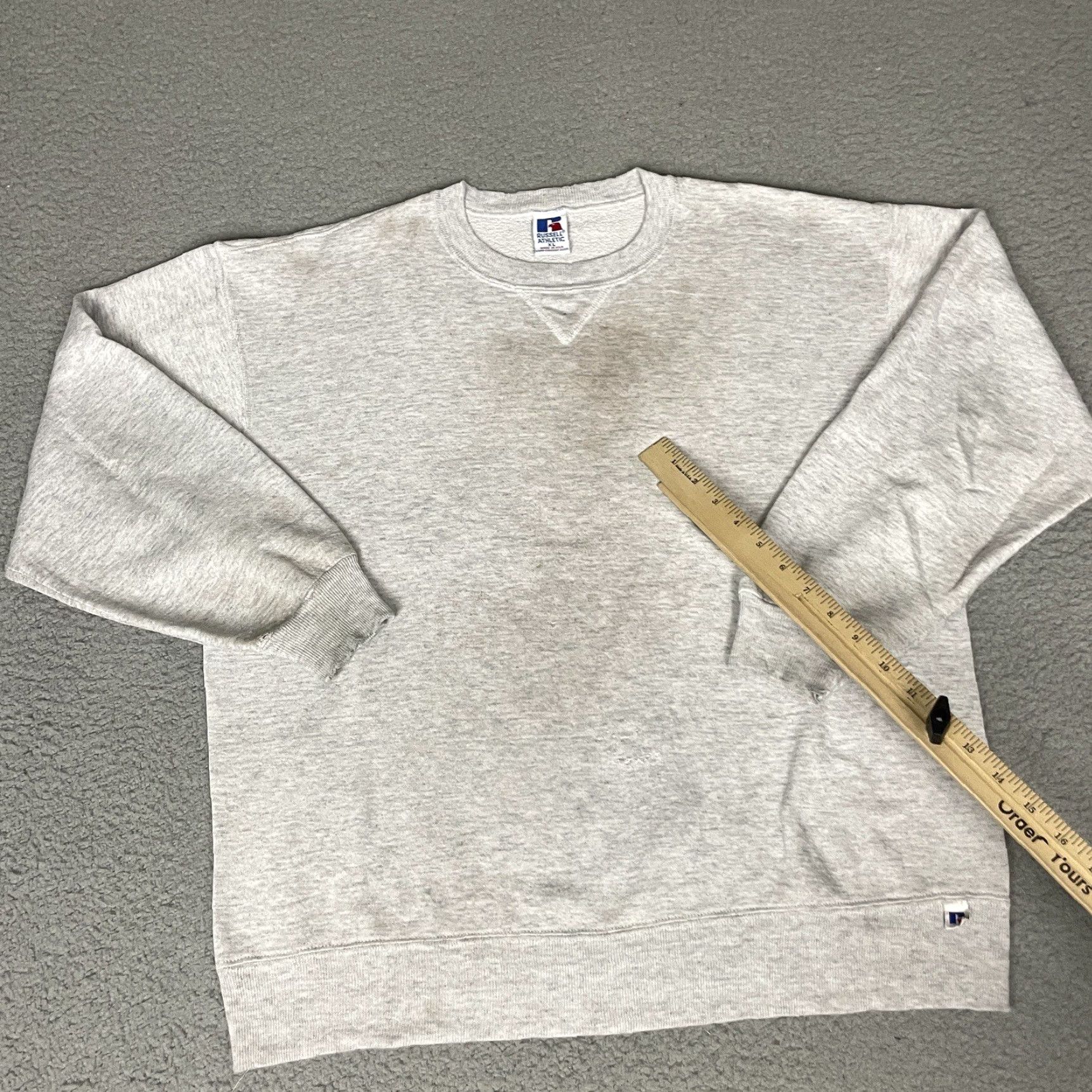 Russell Athletic VINTAGE Russell Athletics Sweatshirt Adult XL Grey 90’s Thrashed Distressed USA Logo Cotton Fleece Crew Neck Long Sleeve Pullover Men Size US XL / EU 56 / 4 - 7 Thumbnail