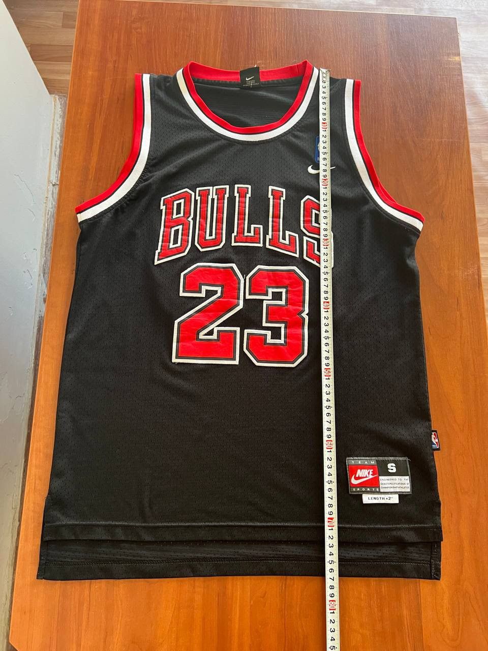 NBA 2001 CHICAGO BULLS #23 JORDAN NIKE BASKETBALL JERSEY ICONIC Size US S / EU 44-46 / 1 - 15 Thumbnail