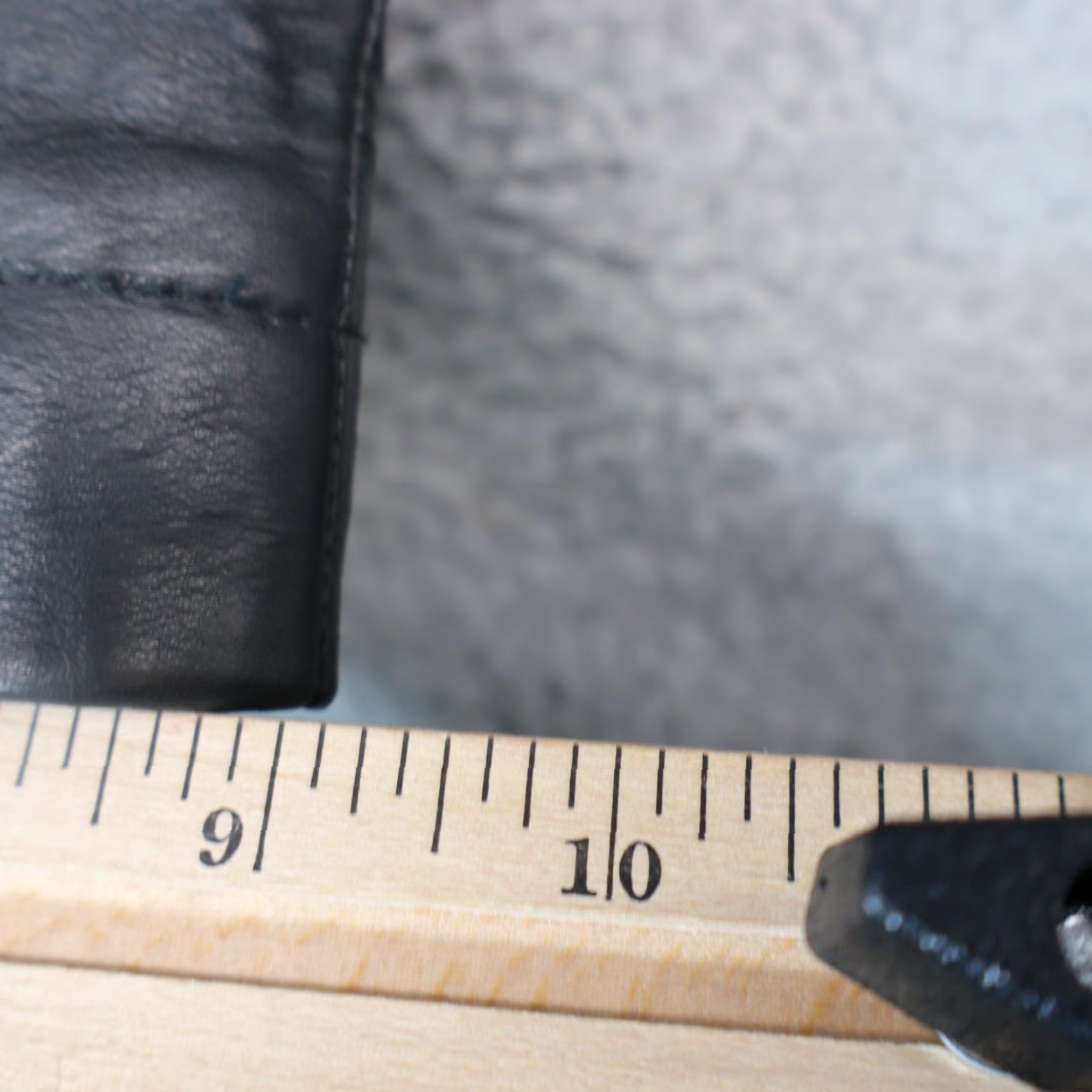 Vintage Leather Jeans Mens 34x30 L42 Black Vintage Fully Lined Biker Motocycle Pants India Jeans Leather Men 34 Black Vintage Motorcycle Biker Gear Size US 34 / EU 50 - 4 Thumbnail