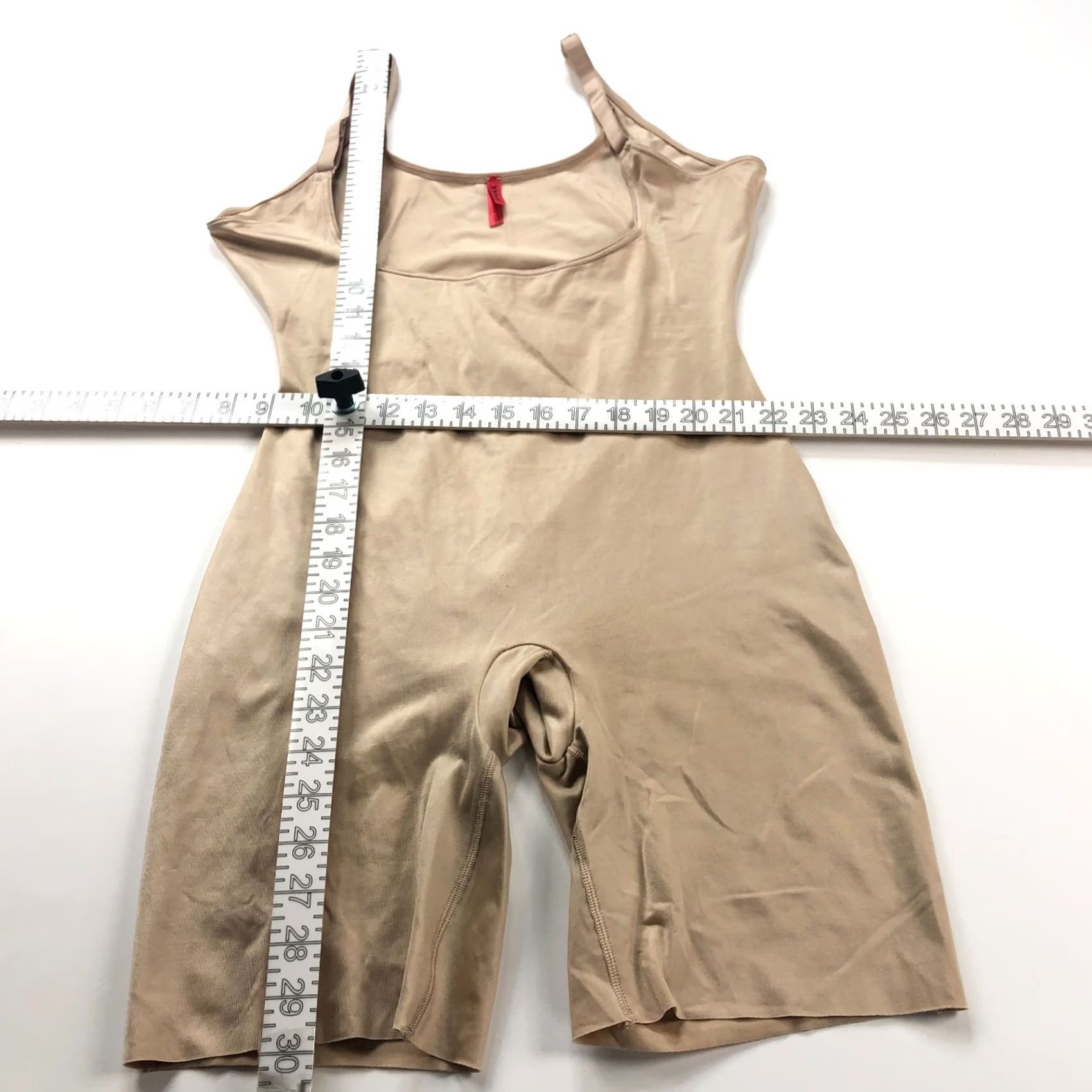 Spanx Spanx Bodysuit Shapewear One Piece XL Beige Tan Women's XS? Size XL / US 12-14 / IT 48-50 - 2 Thumbnail