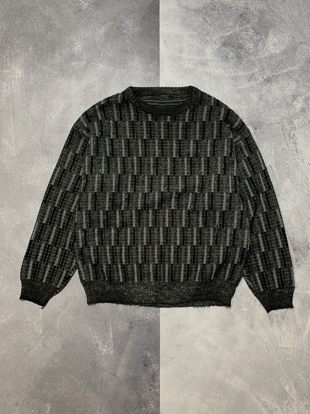 Vintage Vintage 90s Black knitwear sweater streetwear size M Size US M / EU 48-50 / 2 - 1 Thumbnail