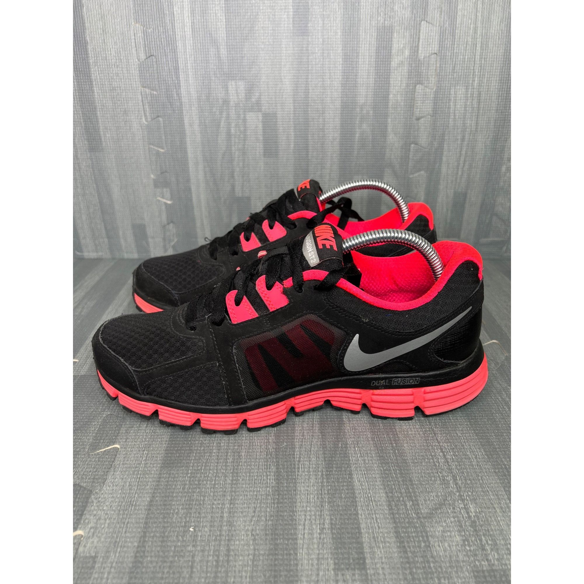 Nike Dual Fusion ST 2 Women Size 9.5 Black Pink Running Shoe