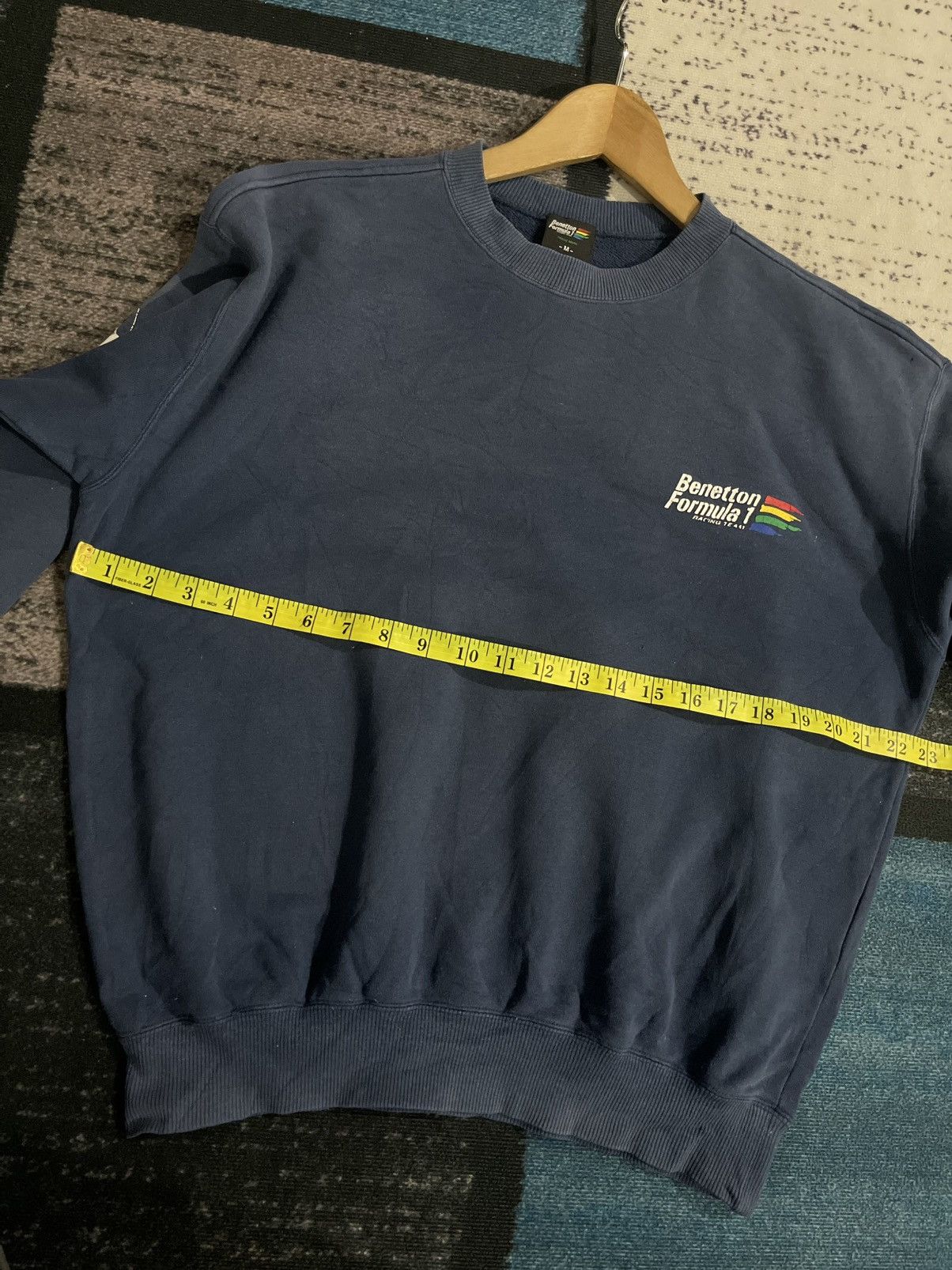 Benetton Vintage Benetton Formula 1 Racing Team Distressed Sweatshirt Size US L / EU 52-54 / 3 - 13 Thumbnail