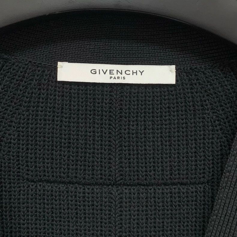 Givenchy Givenchy [Women's wear] Long-sleeved mohair cardigan, size Size US S / EU 44-46 / 1 - 4 Thumbnail