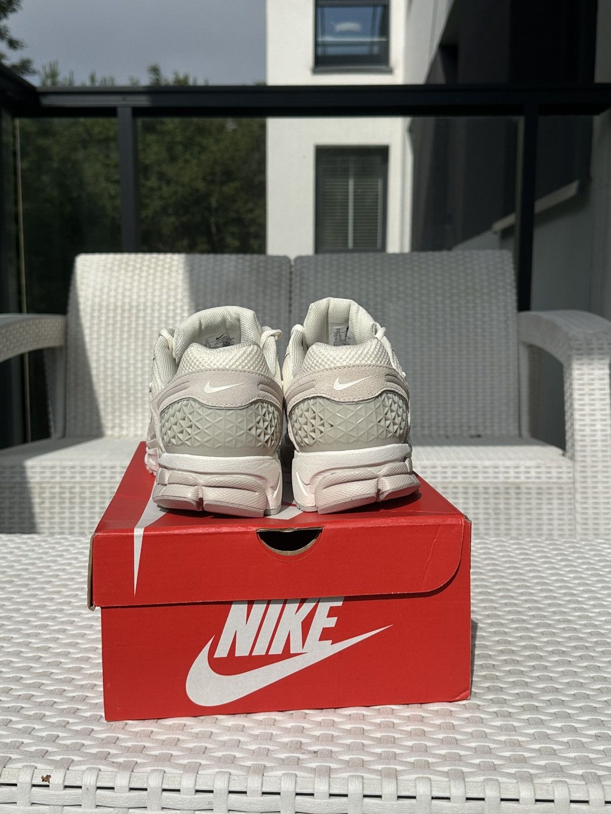 Nike Nike Air Vomero 5 | New | Size 44 (28 cm) Size US 11 / EU 44 - 4 Thumbnail