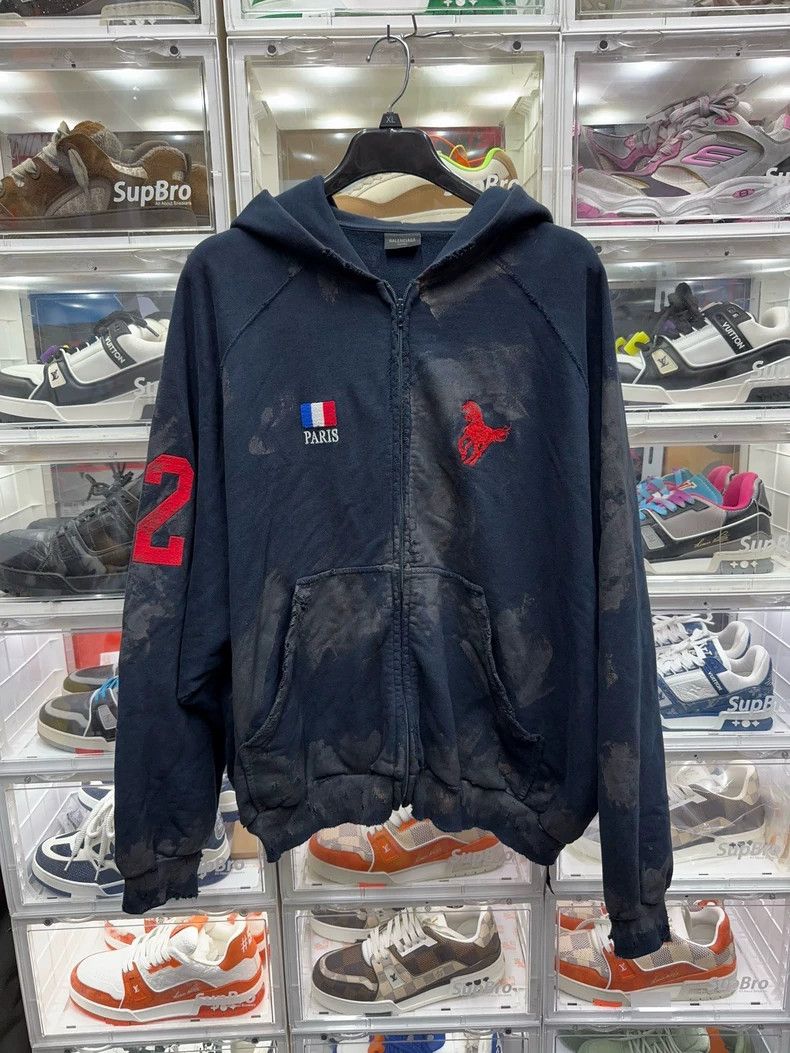 Balenciaga Balenciaga Make an old coat Size US L / EU 52-54 / 3 - 1 Thumbnail