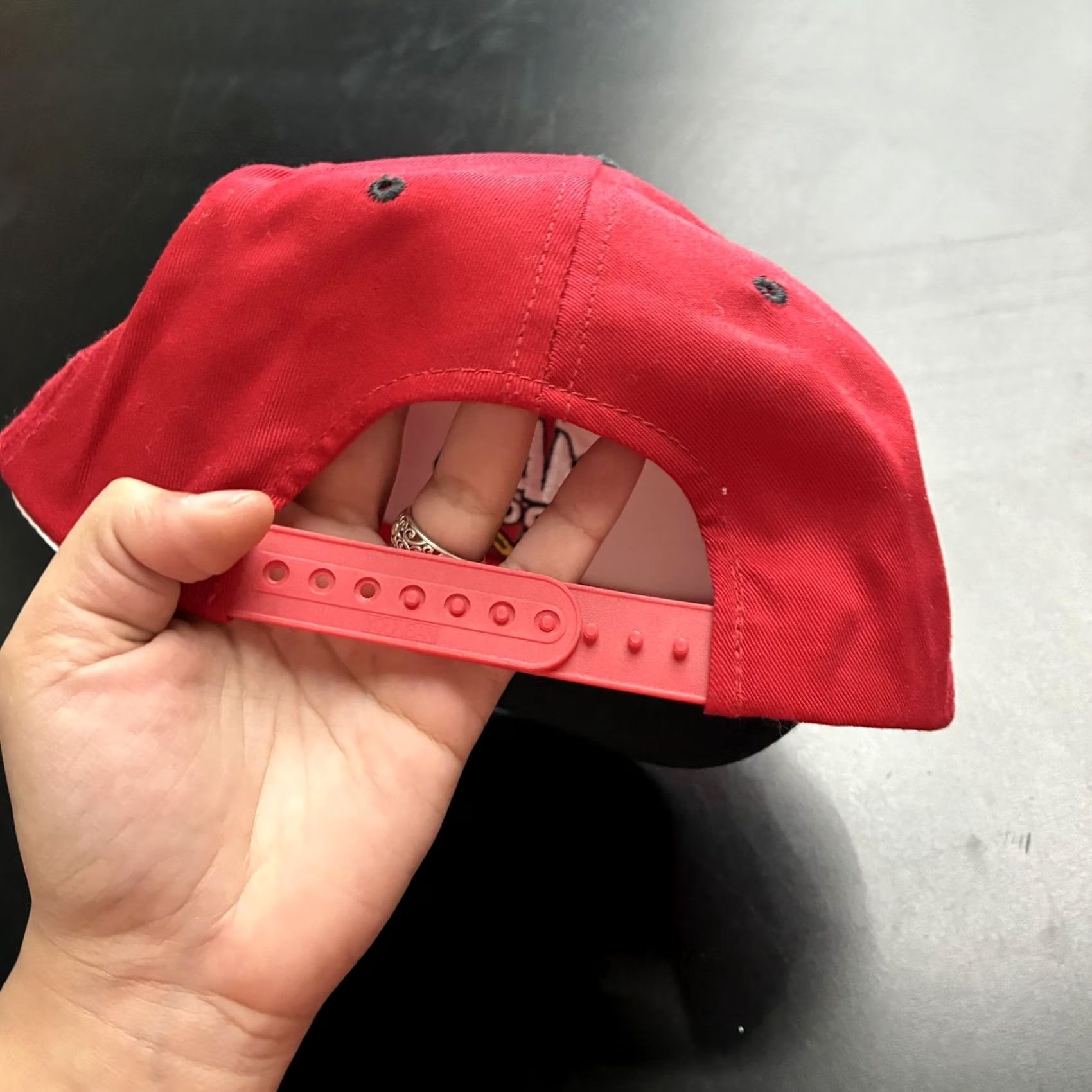Vintage Kudzu Hat Mens One Size Red Cap Snap Back Mac Tools Racing Embroidered Logo Size ONE SIZE - 5 Thumbnail