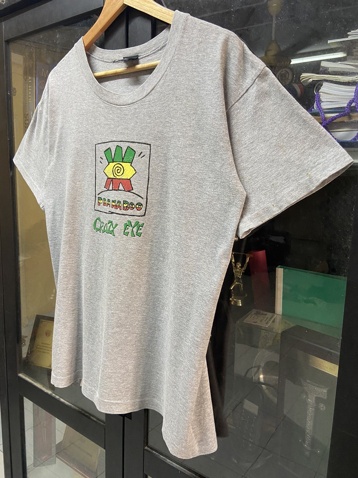 Vintage 90's Peakaboo Crazy Eye Rare Find