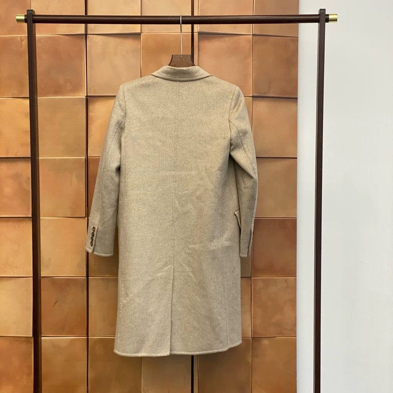Max Mara Max Mara Sand double-breasted cashmere coat Size L / US 10 / IT 46 - 2 Thumbnail