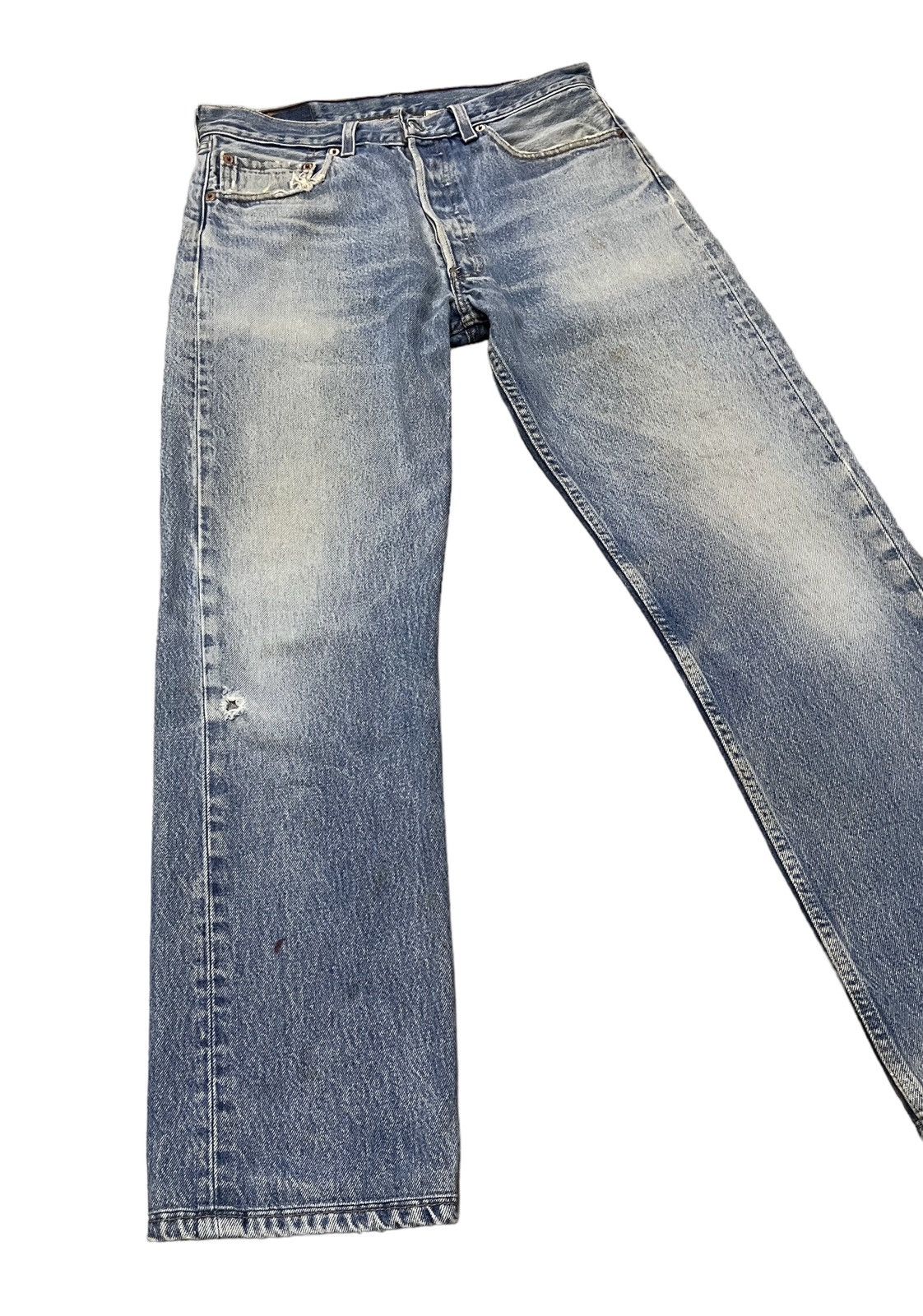 Levi's Vintage Levis light wash 501 distressed denim Size US 31 - 2 Thumbnail